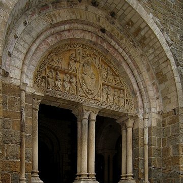 Eglise et son cloître