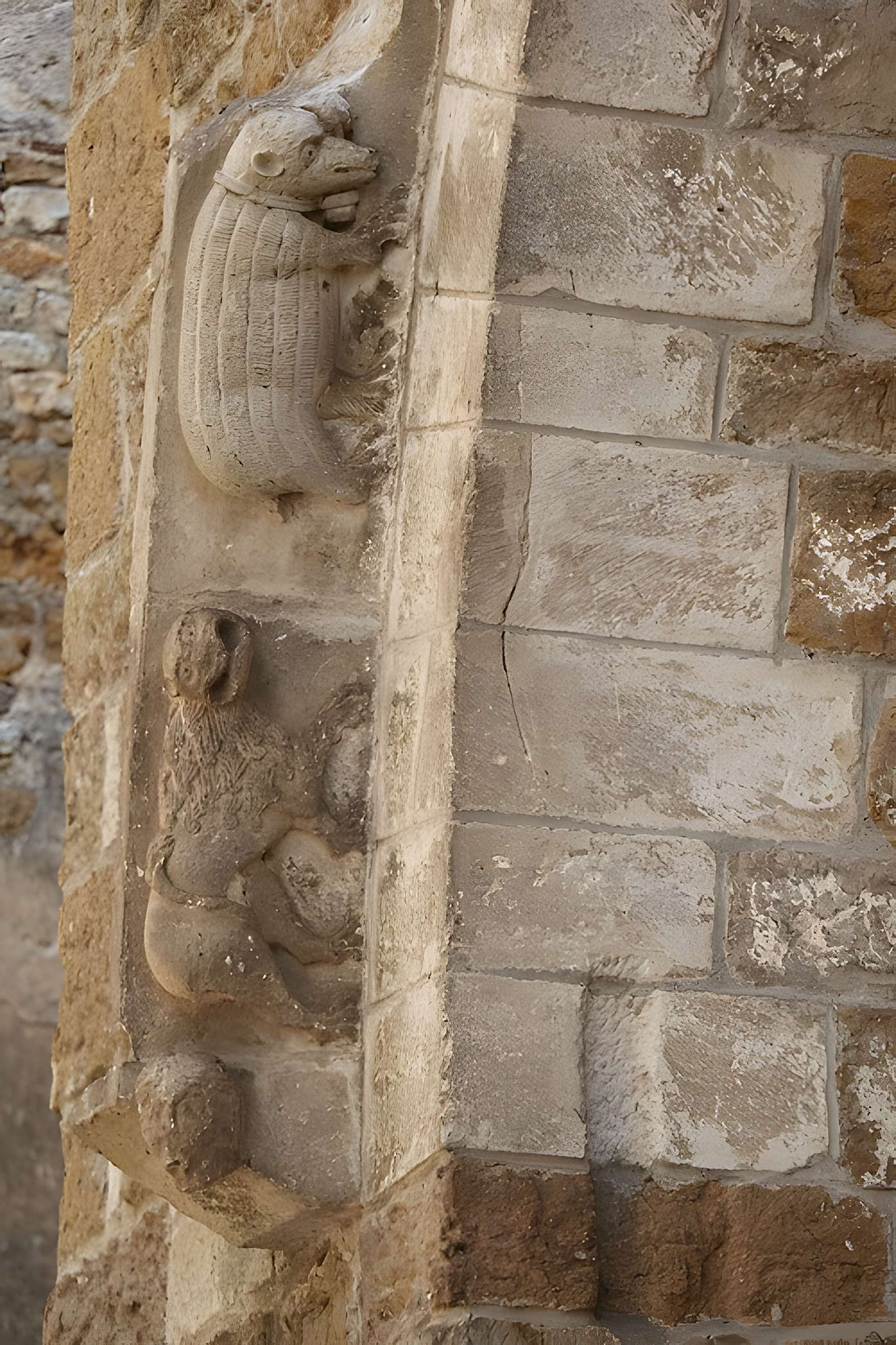 Eglise et son cloître