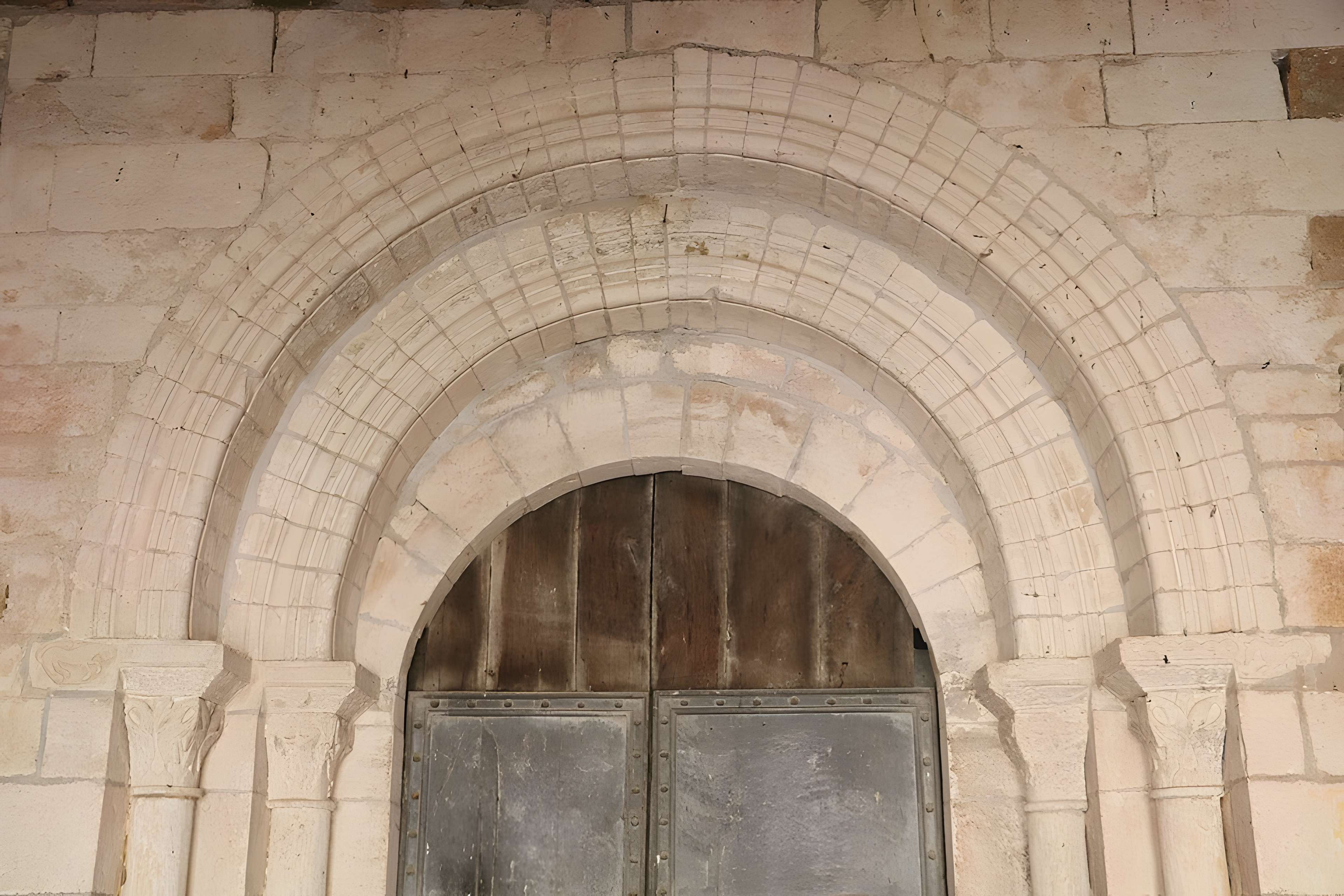 Eglise et son cloître
