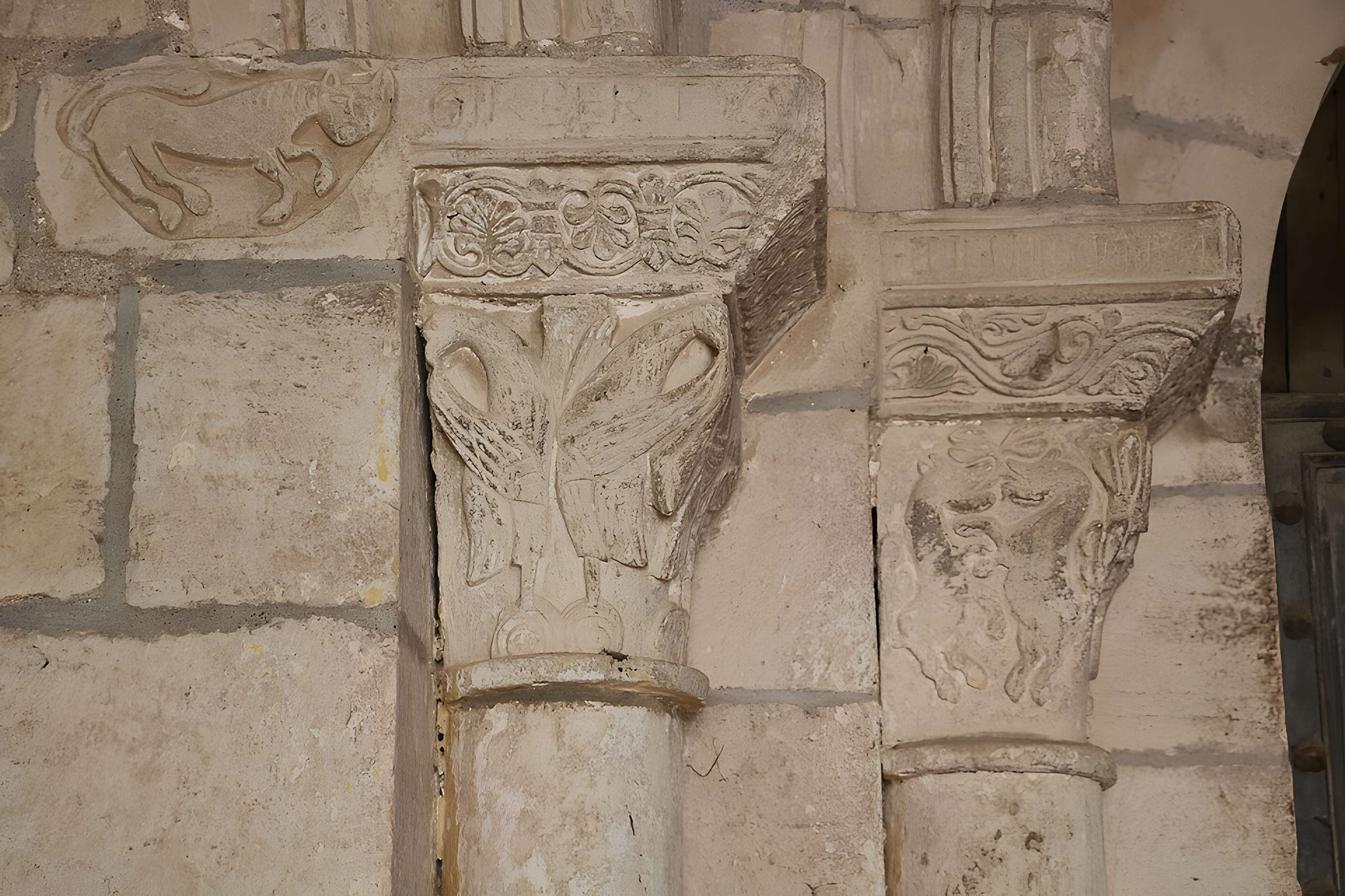 Eglise et son cloître