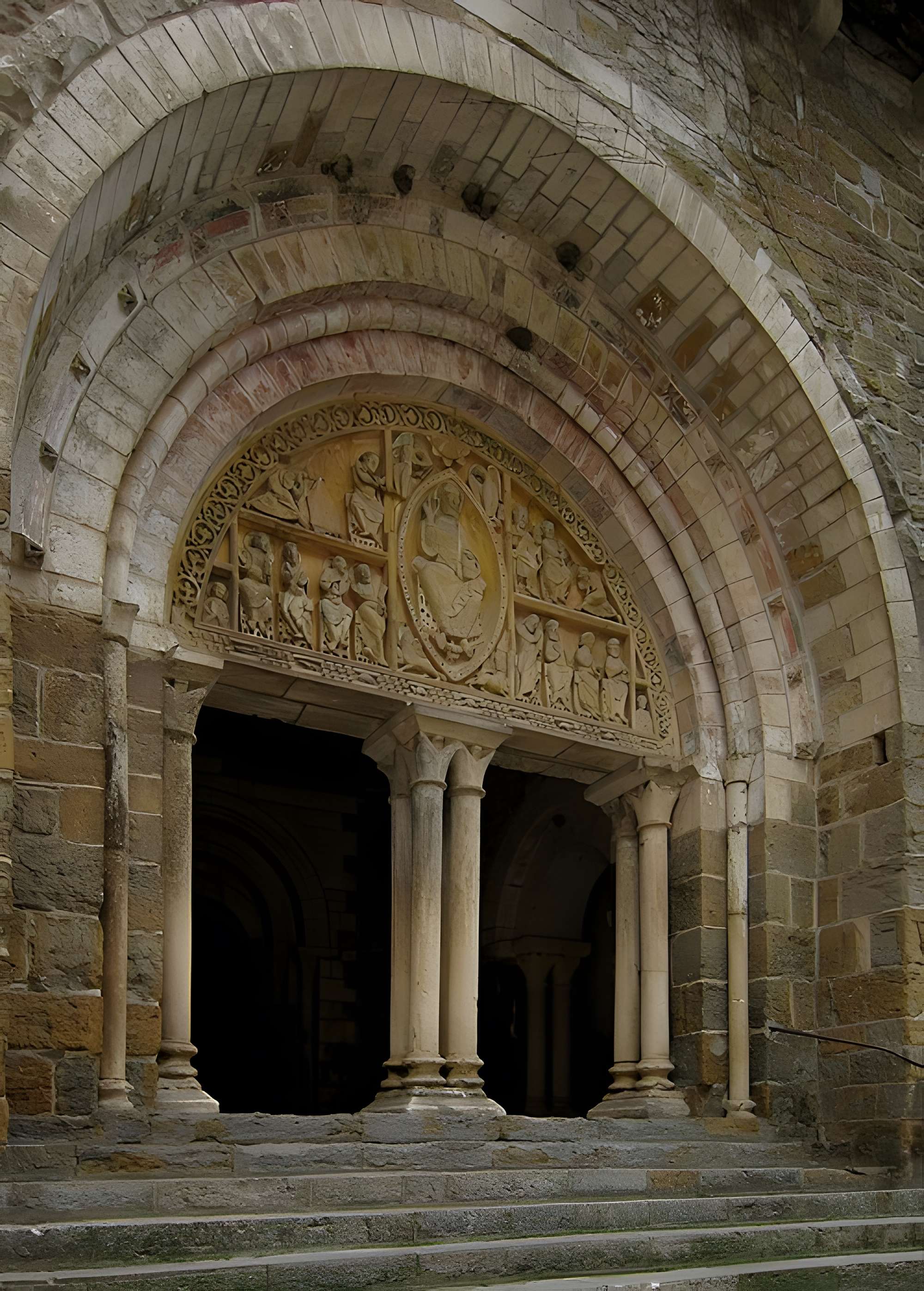 Eglise et son cloître