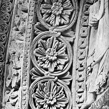 Église Saint-Lazare dAvallon