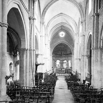 Église Saint-Lazare dAvallon