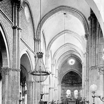 Église Saint-Lazare dAvallon