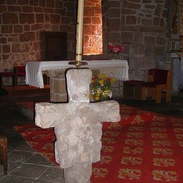 Église Saint-Léger de Cheylade