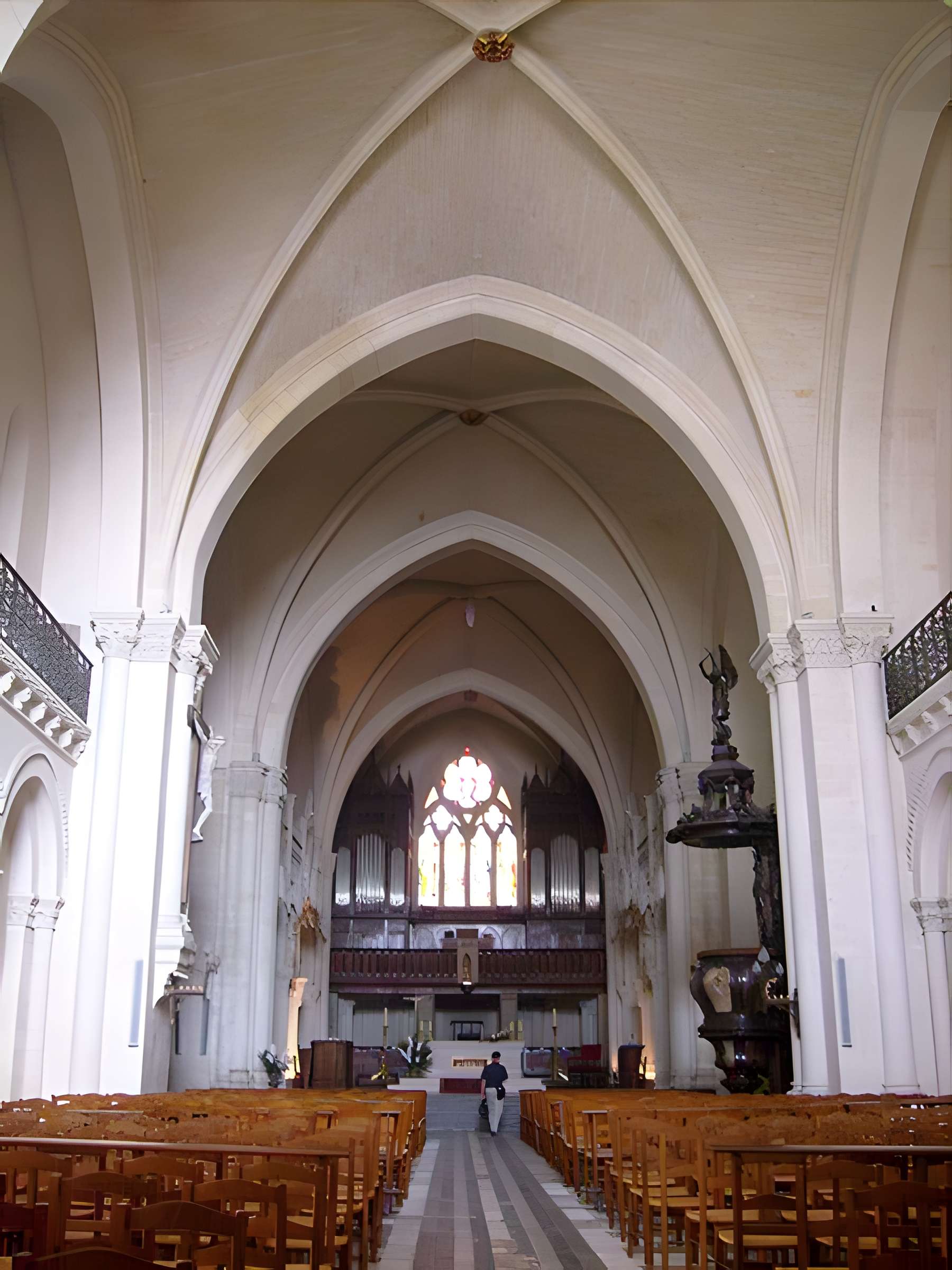 Église Saint-Léger de Cognac