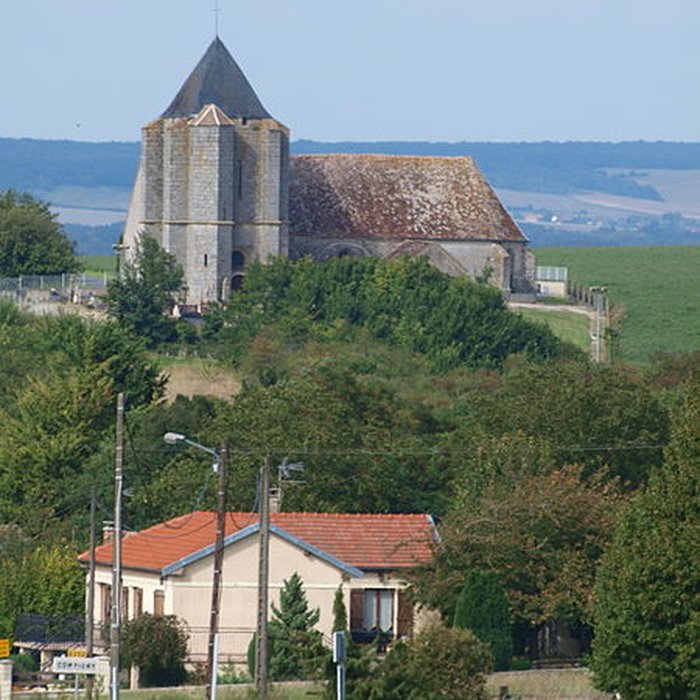 Photo de Église Saint-Léger de Compigny