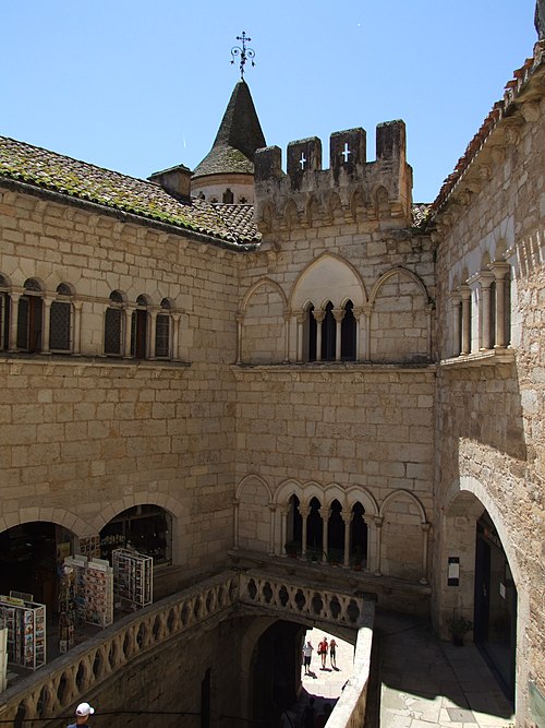 Photo de Ancien palais abbatial, actuel musée d'art sacré