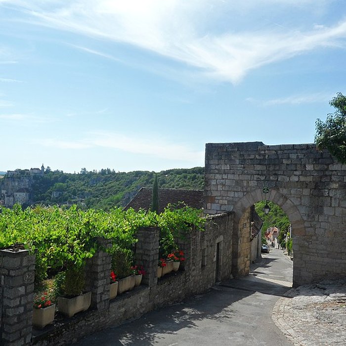 Photo de Porte de lHôpital, dite Porte Sainte