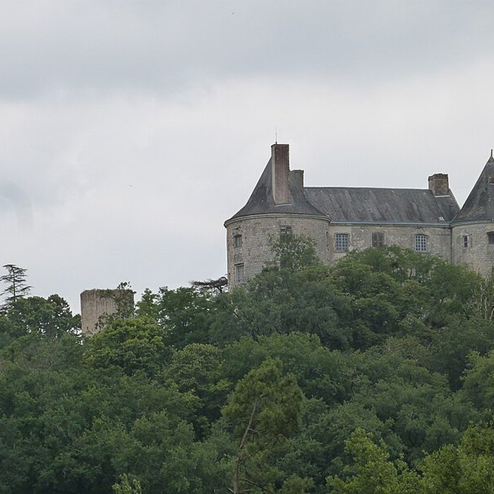 Photo de Château et sa chapelle Notre-Dame