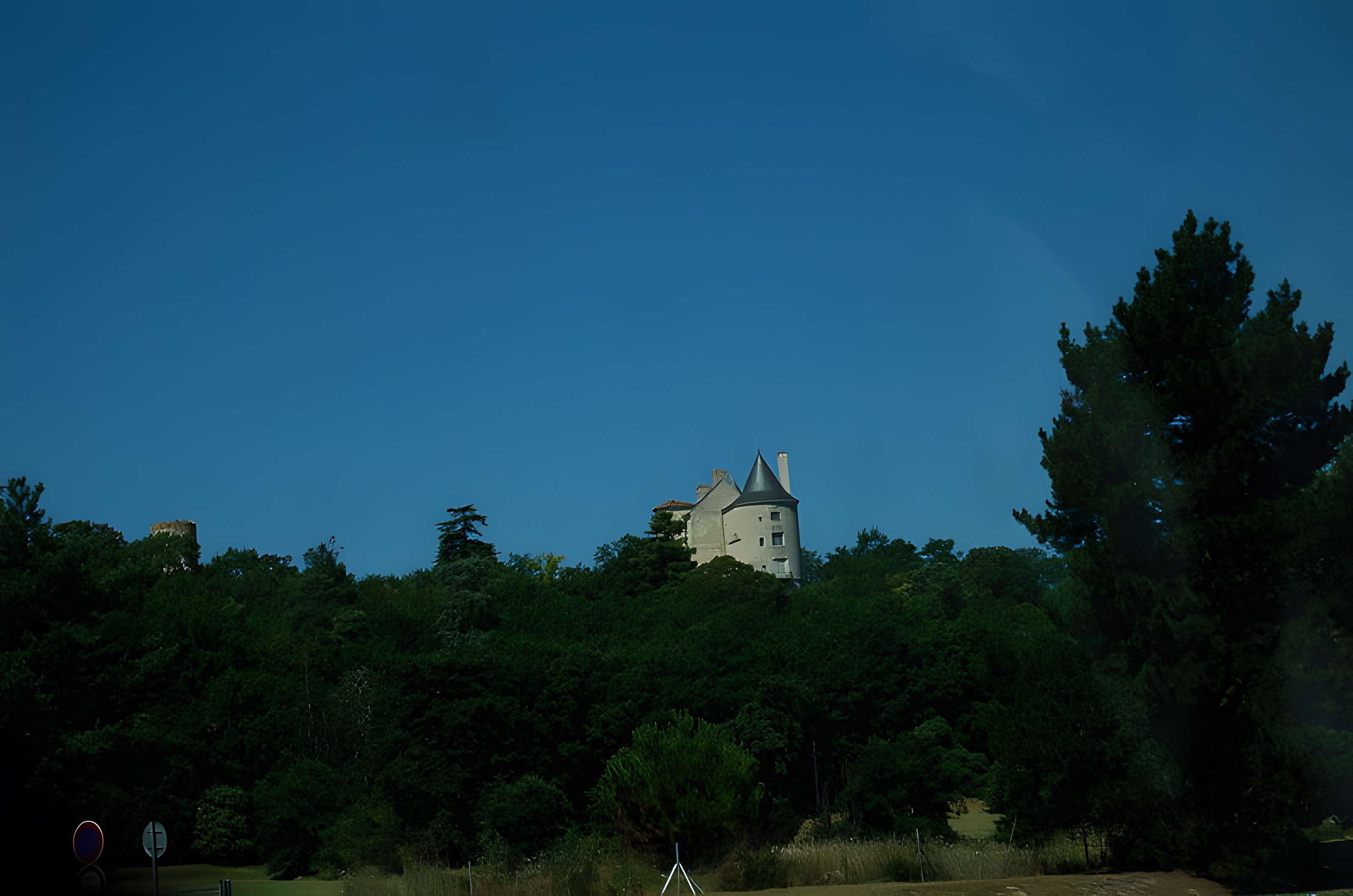 Château et sa chapelle Notre-Dame