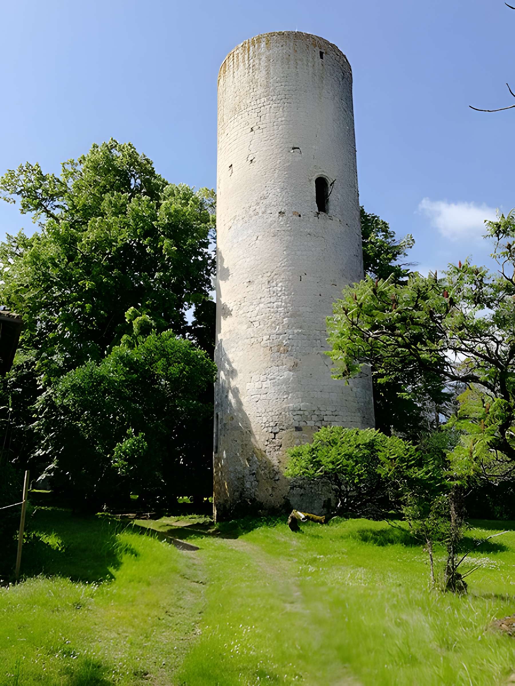 Château et sa chapelle Notre-Dame