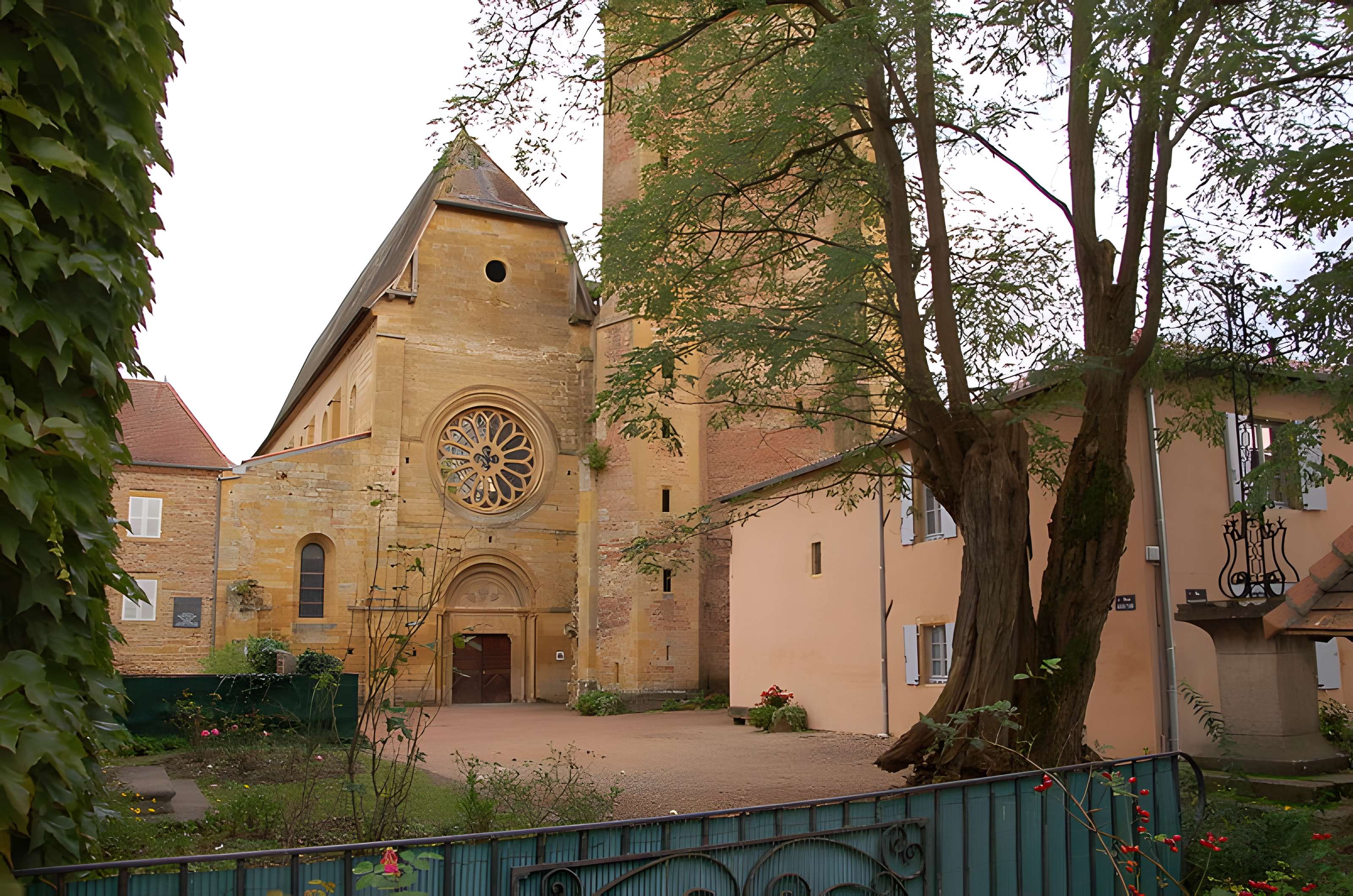 Abbaye de la Bénisson-Dieu