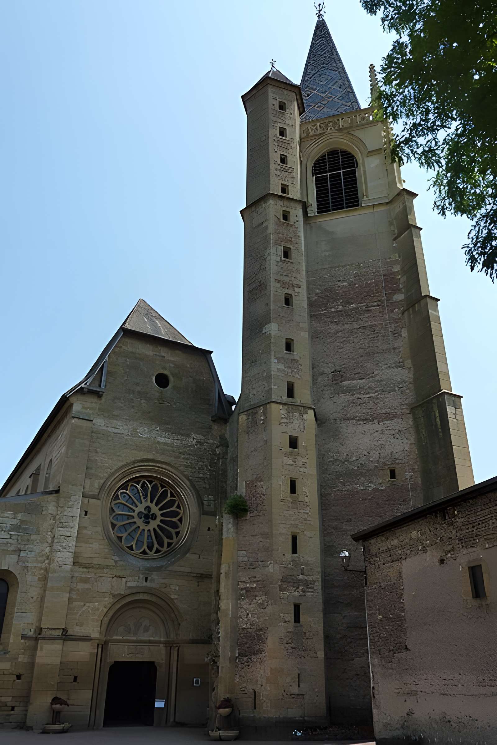 Abbaye de la Bénisson-Dieu