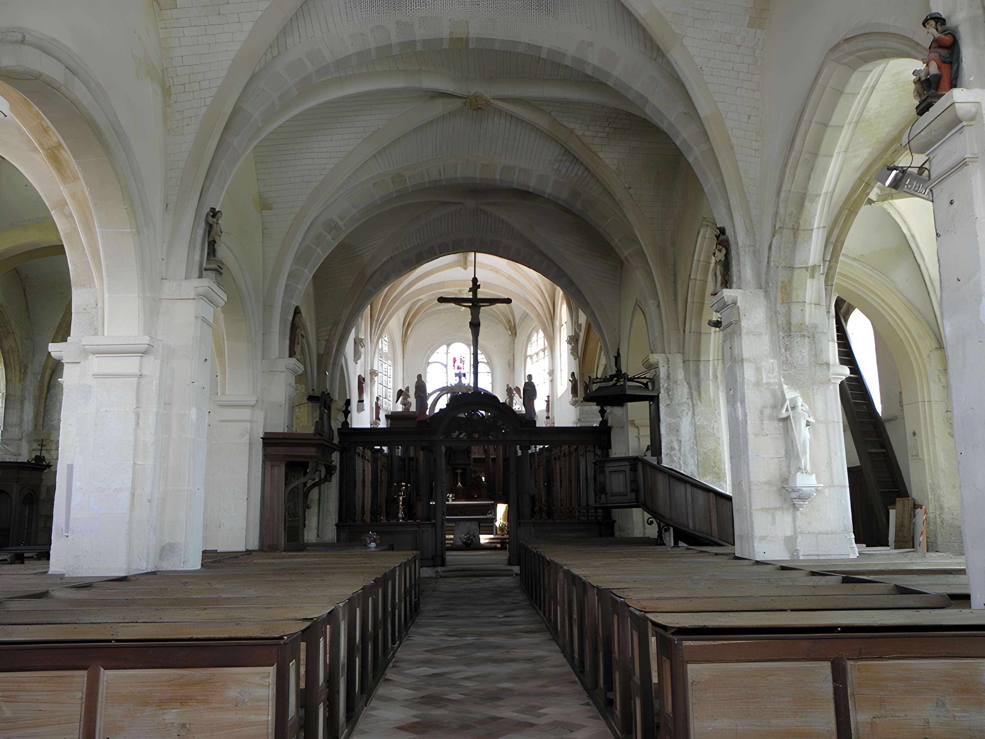 Église Saint-Loup de Courlon-sur-Yonne