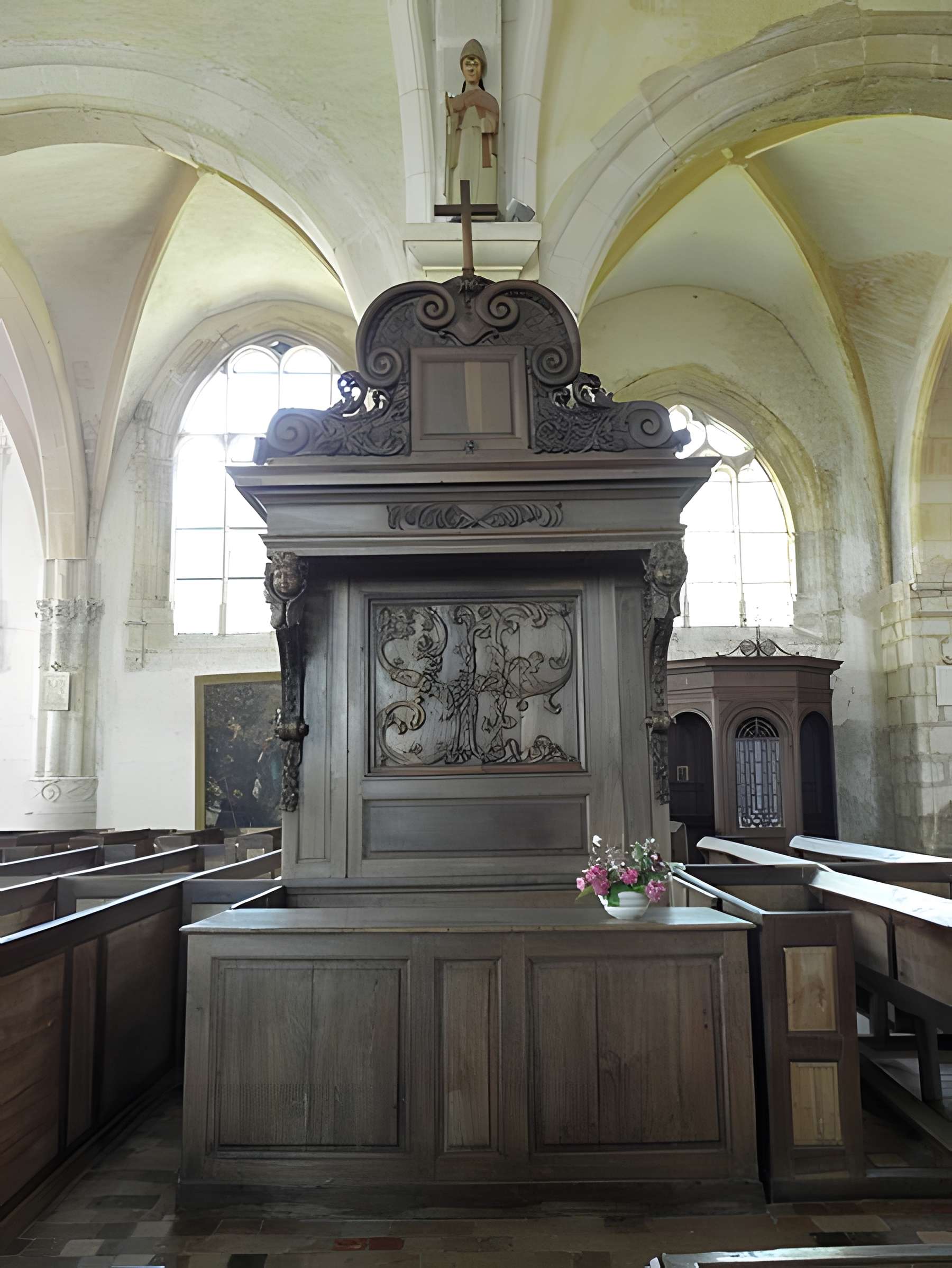 Église Saint-Loup de Courlon-sur-Yonne