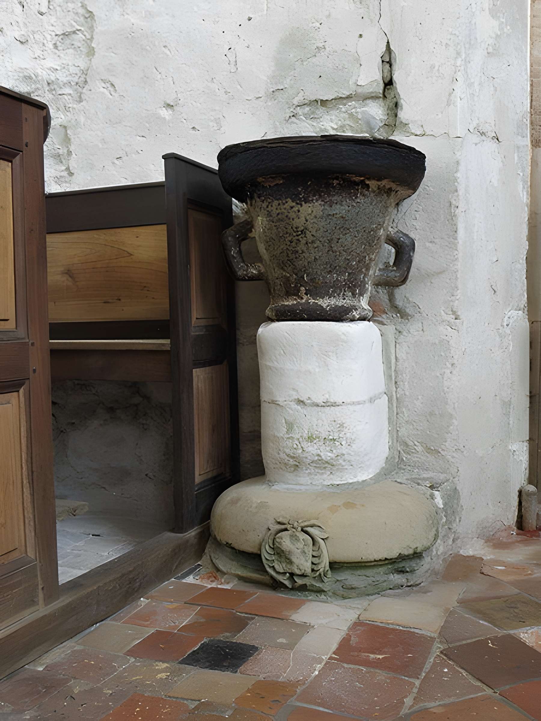 Église Saint-Loup de Courlon-sur-Yonne