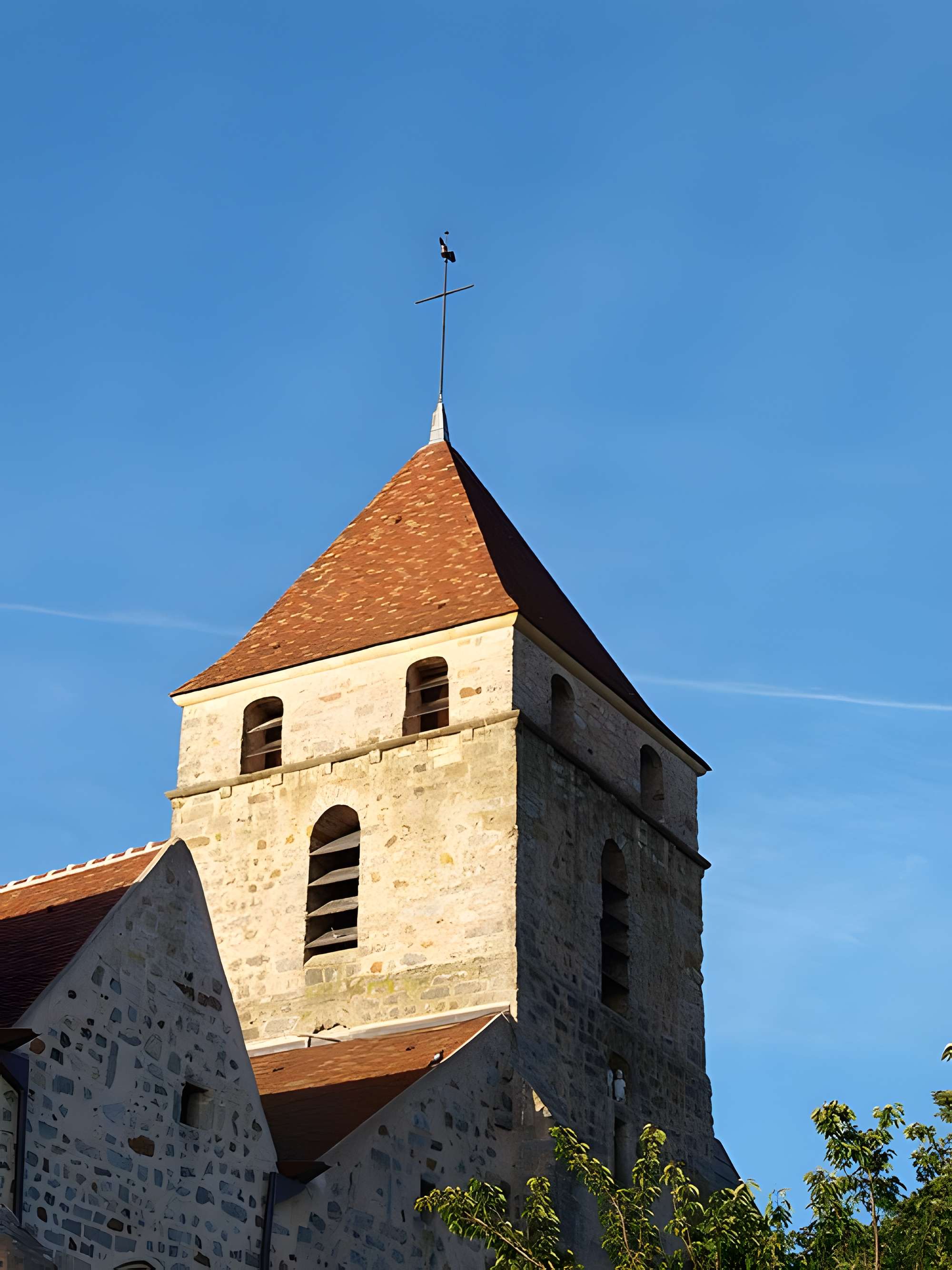 Église Saint-Loup de Courlon-sur-Yonne