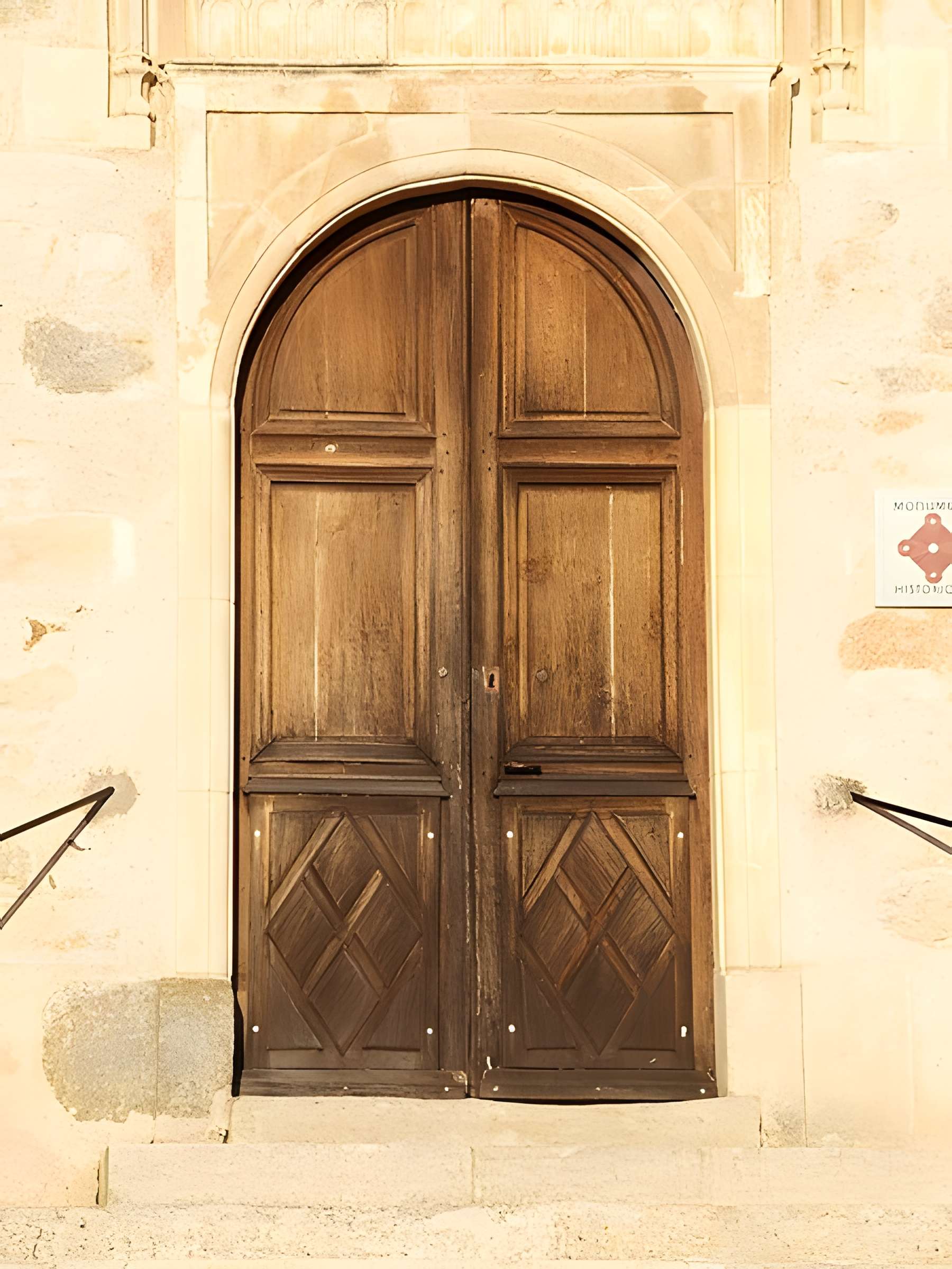 Église Saint-Loup de Courlon-sur-Yonne