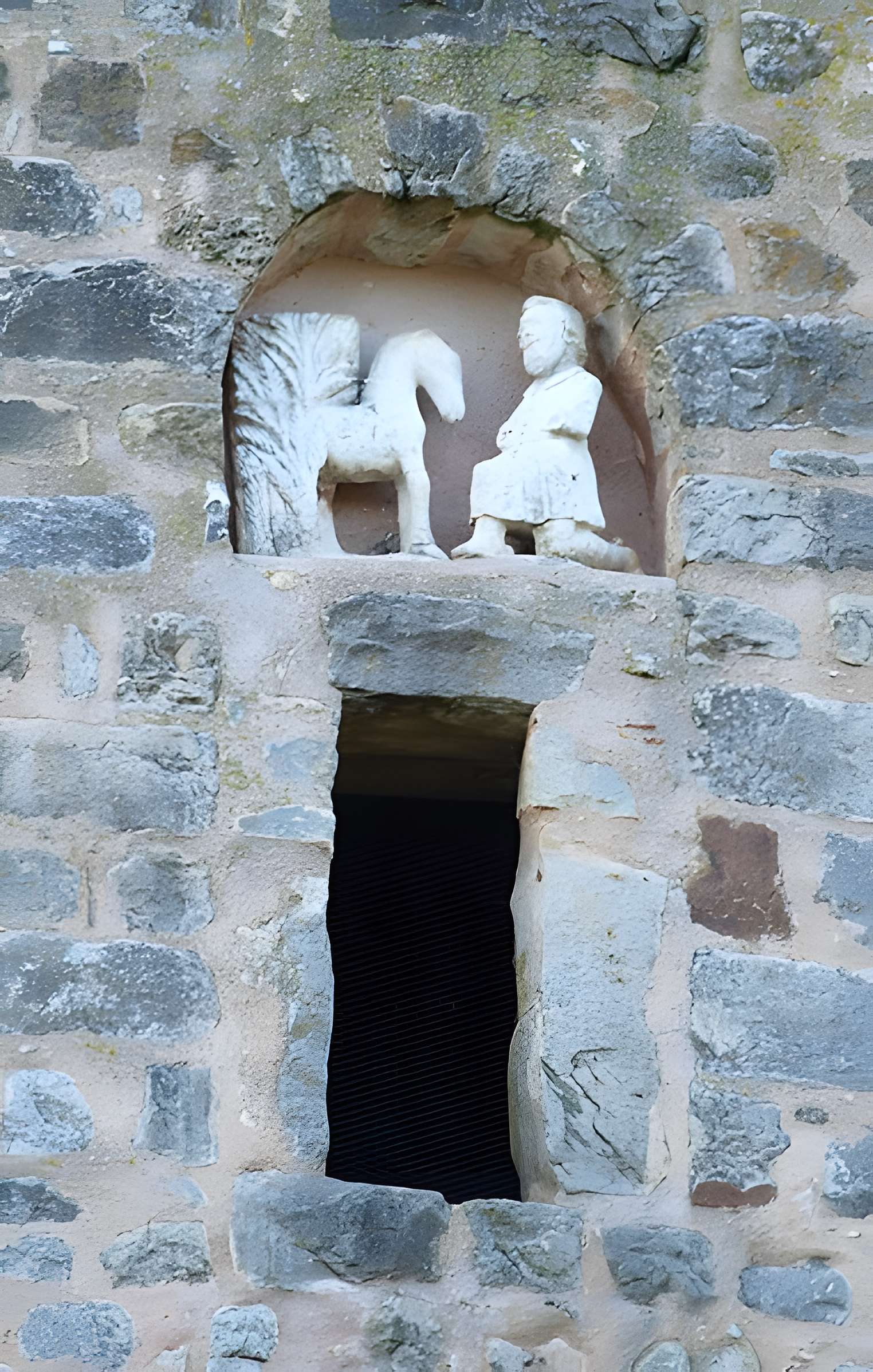 Église Saint-Loup de Courlon-sur-Yonne