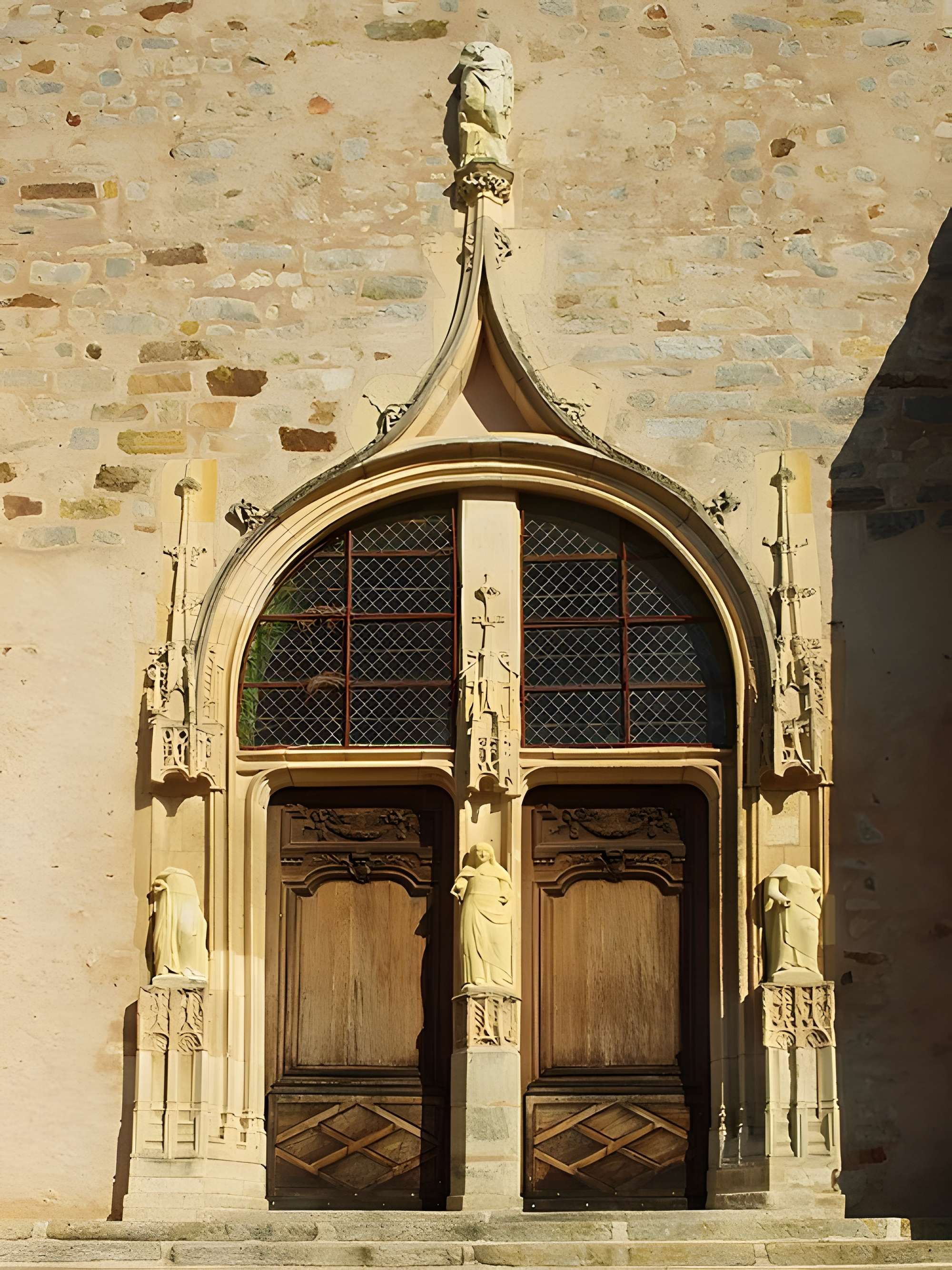 Église Saint-Loup de Courlon-sur-Yonne