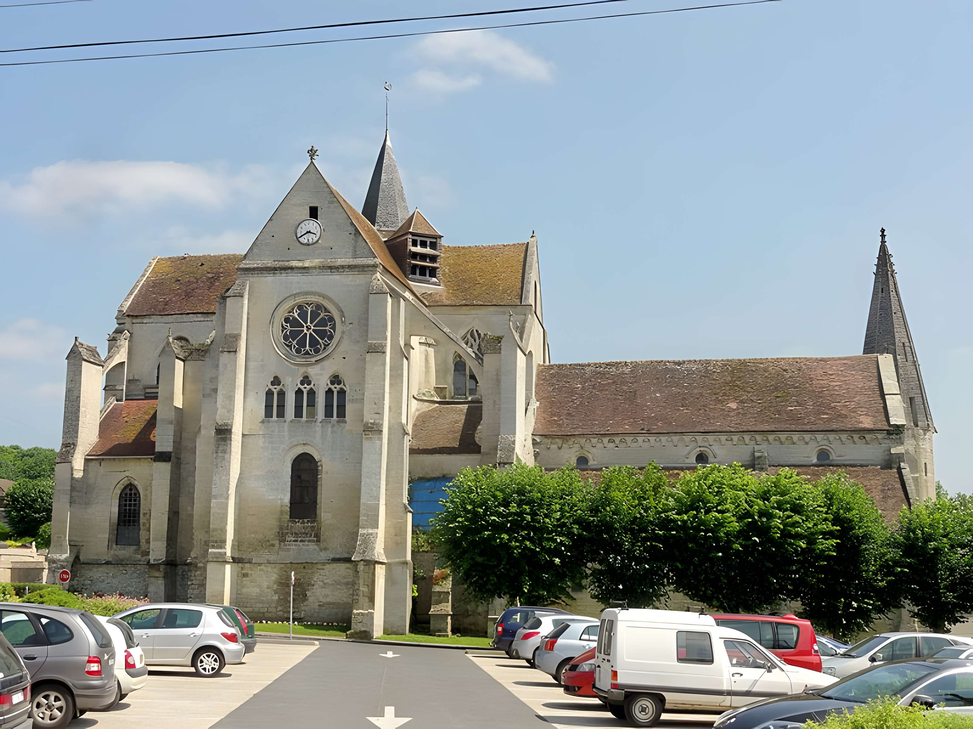 Église Saint-Lucien de Bury