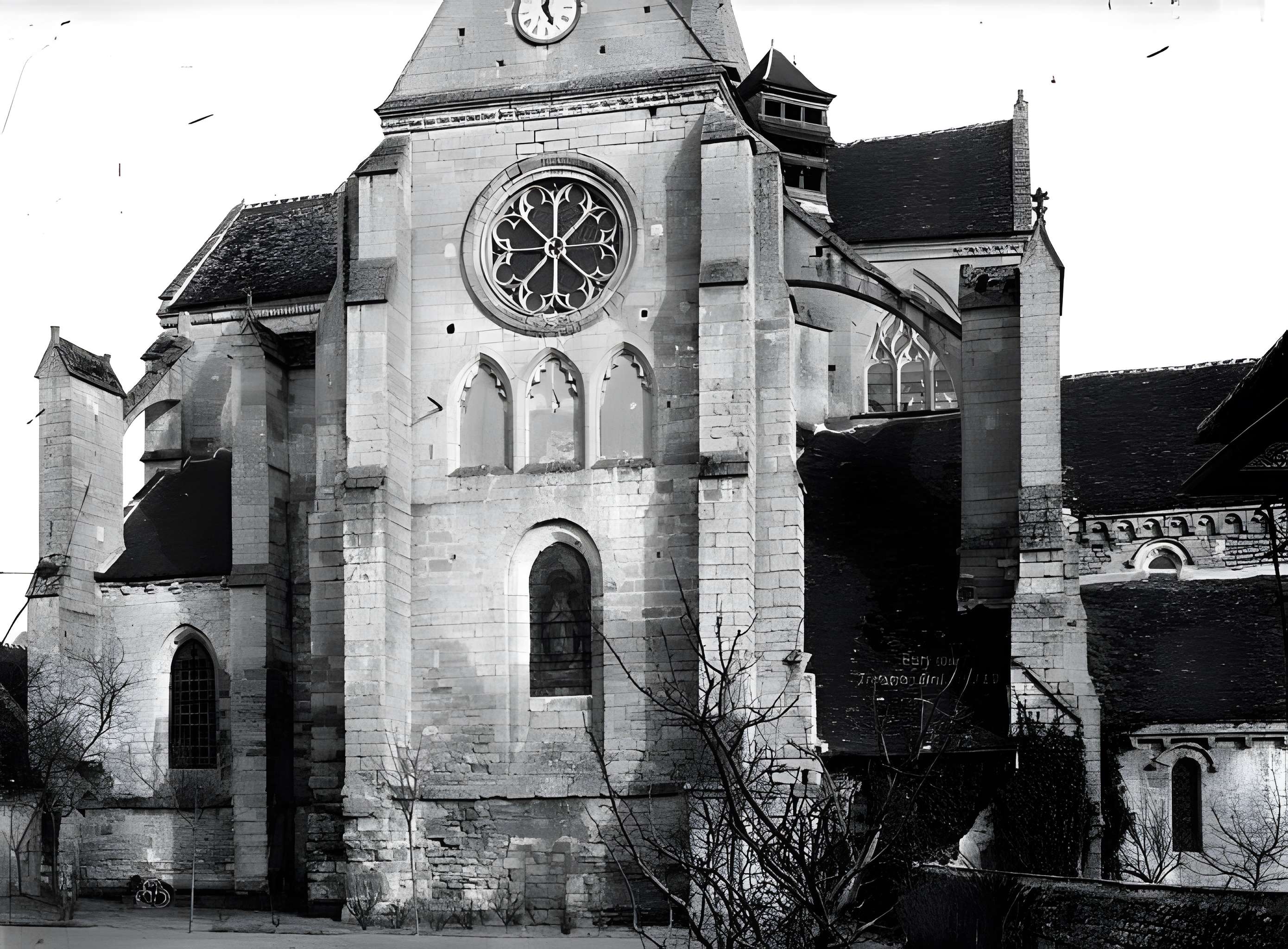 Église Saint-Lucien de Bury