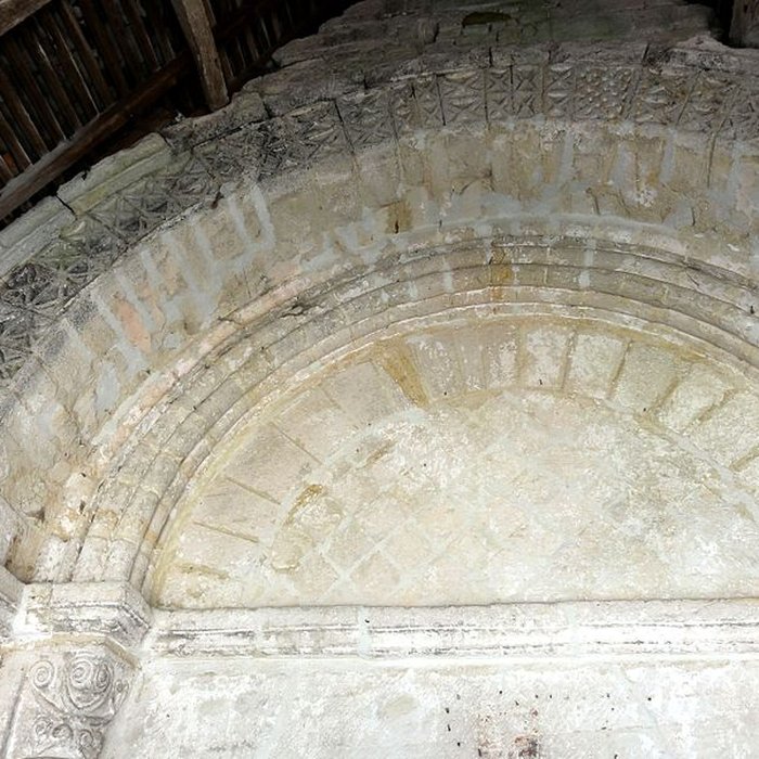 Photo de Église Saint-Lucien de La Rue-Saint-Pierre