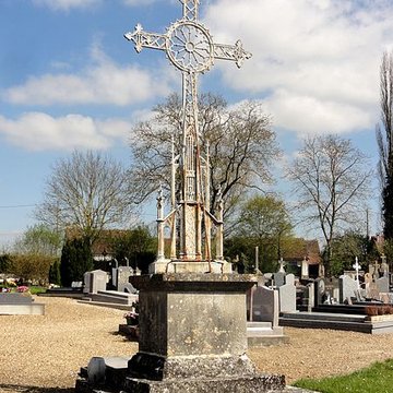 Église Saint-Lucien de La Rue-Saint-Pierre