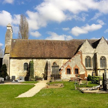 Église Saint-Lucien de La Rue-Saint-Pierre