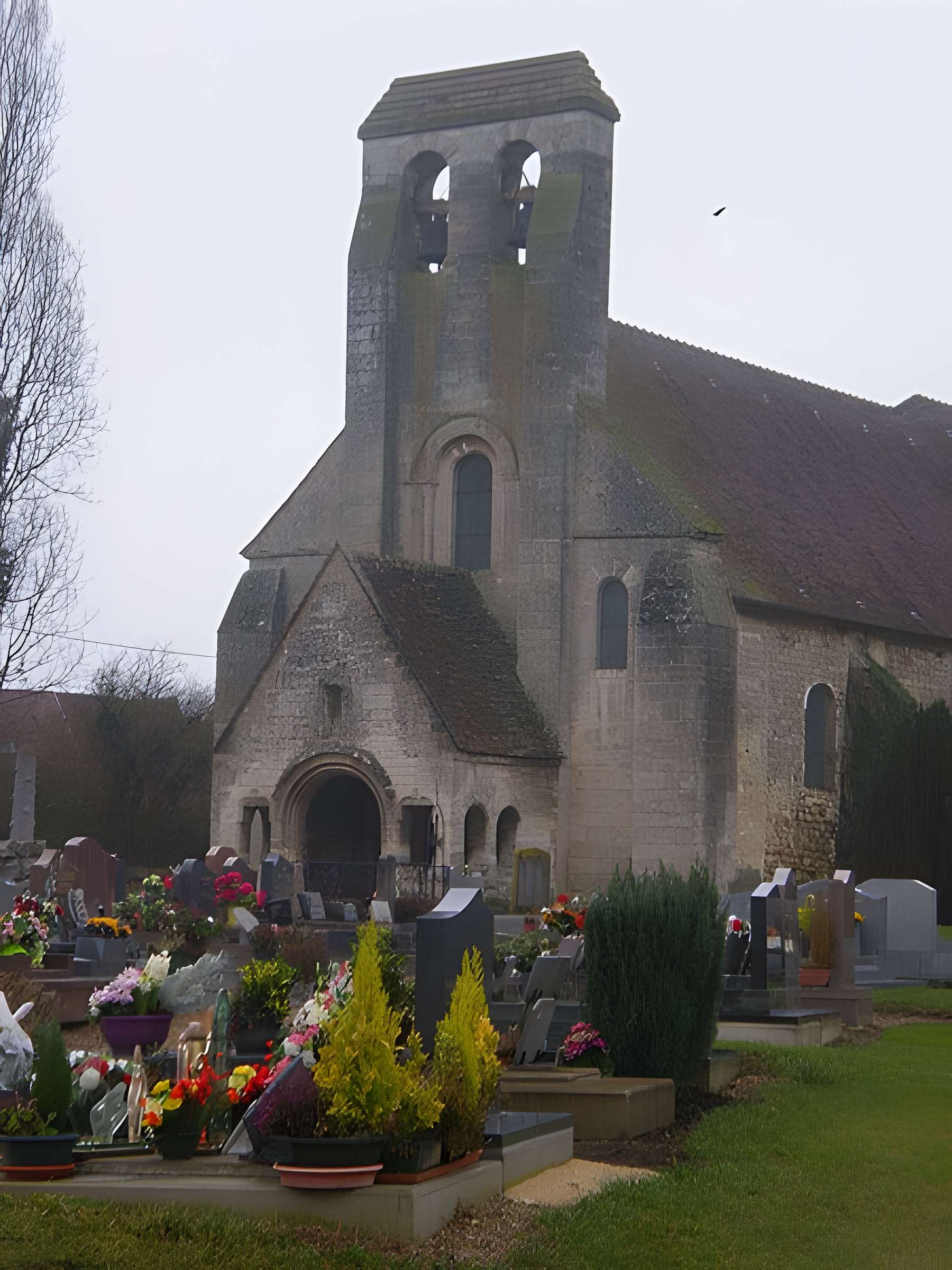 Église Saint-Lucien de La Rue-Saint-Pierre