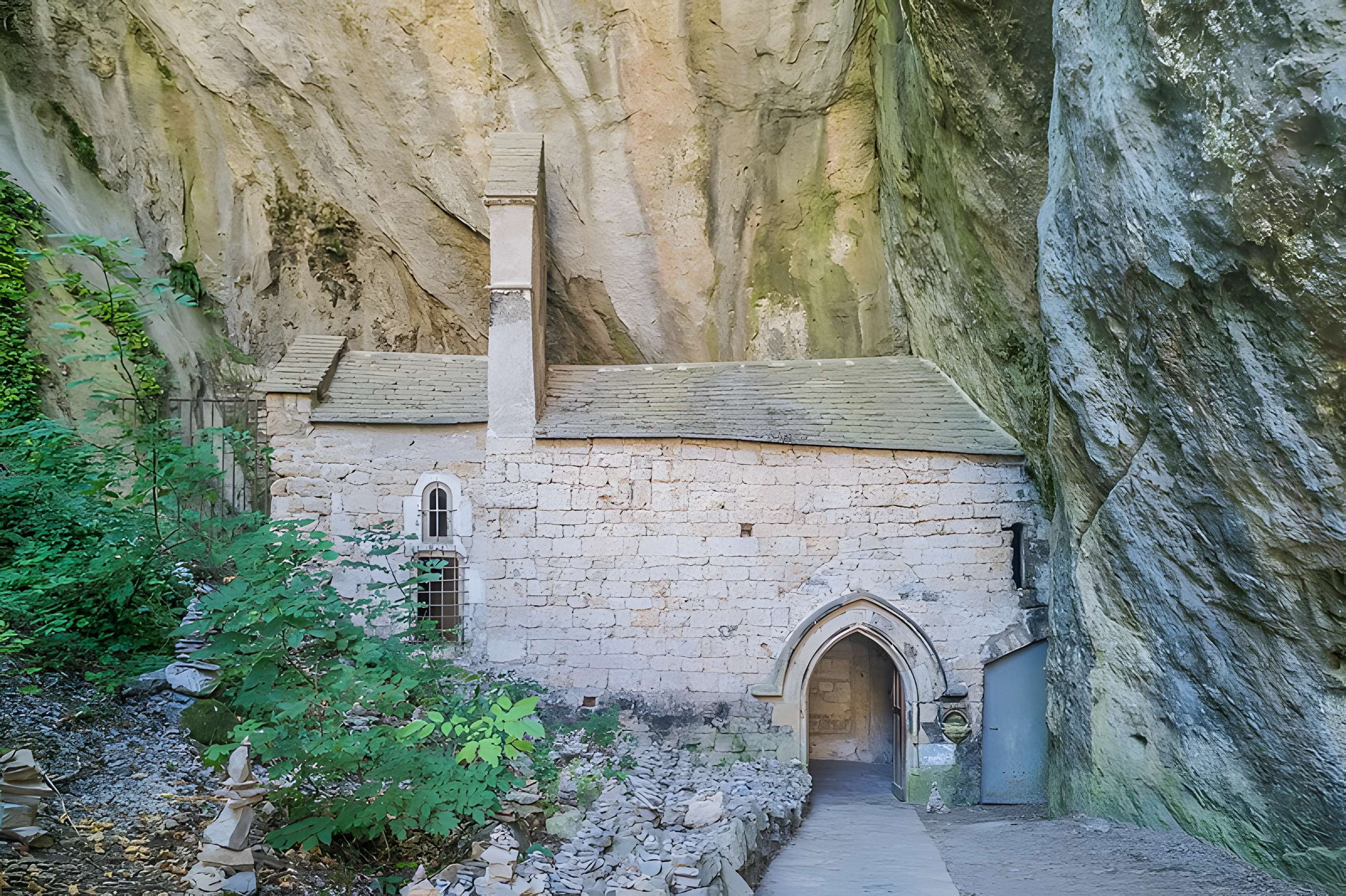 Chapelle Notre-Dame-de-Cénaret de Saint-Chély-du-Tarn
