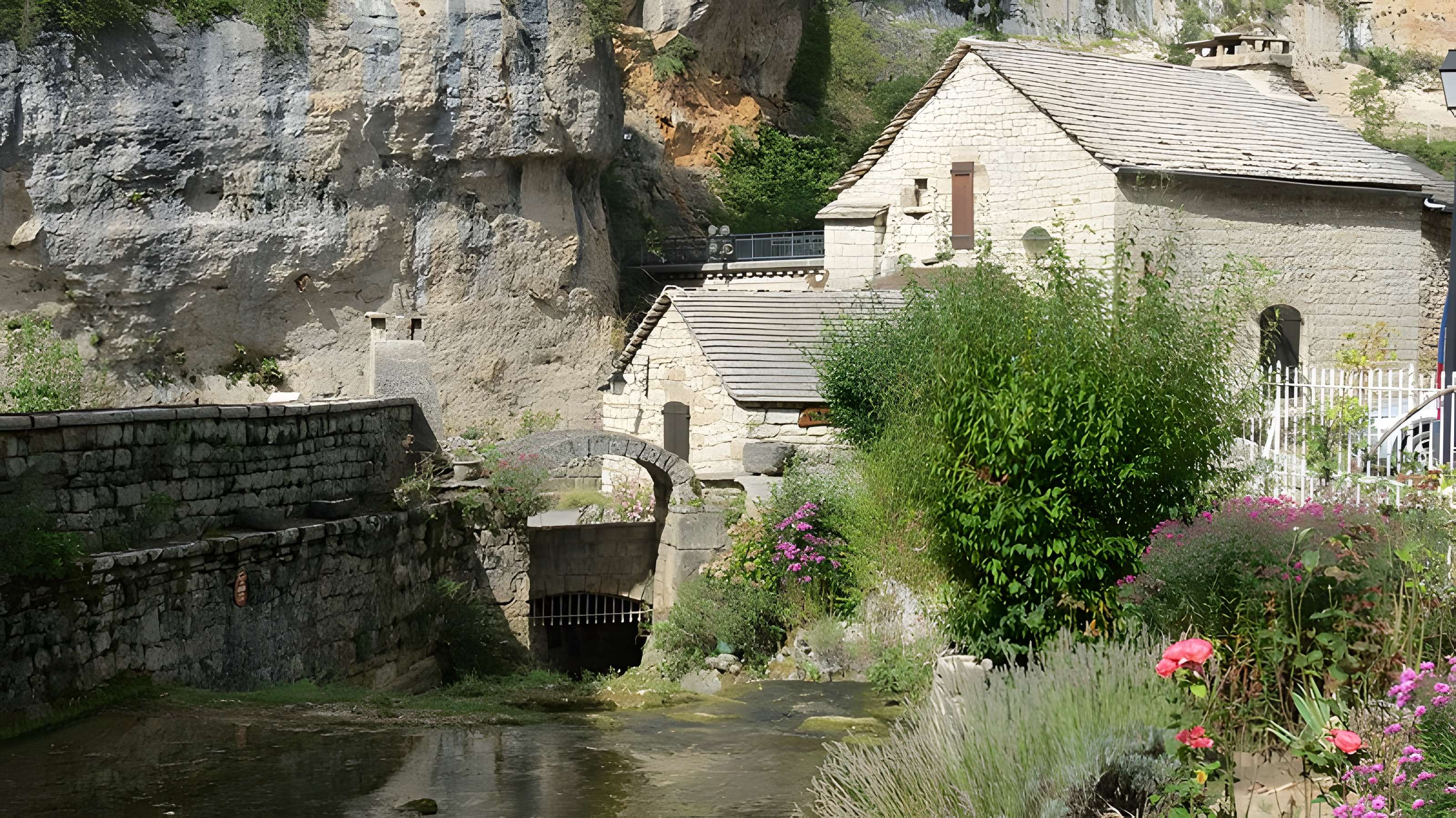 Chapelle Notre-Dame-de-Cénaret de Saint-Chély-du-Tarn
