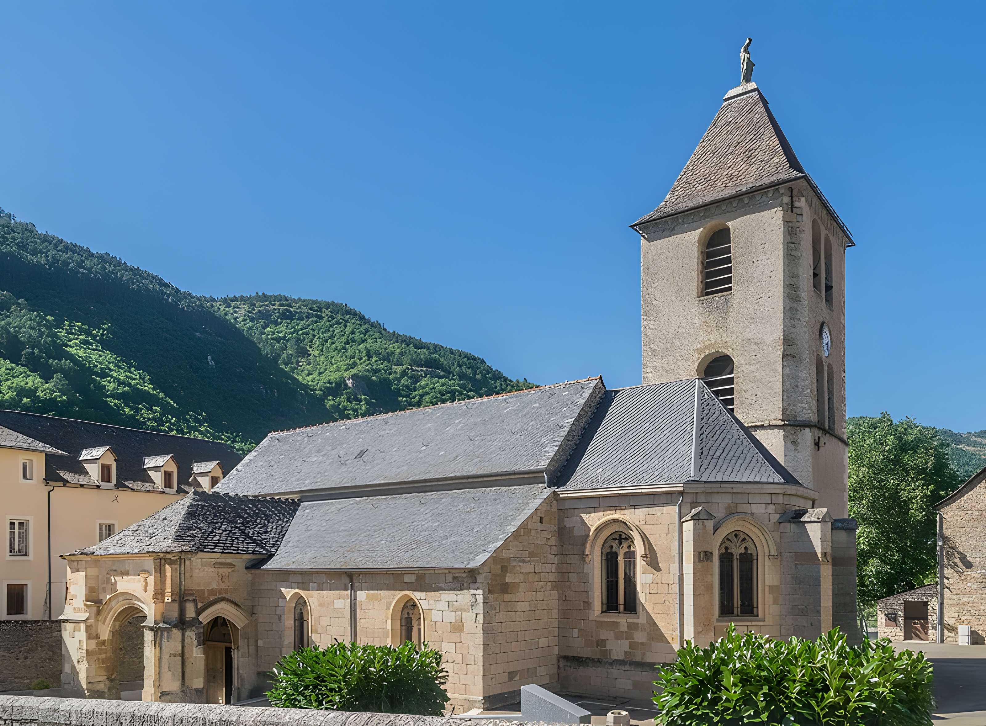 Chapelle Notre-Dame-de-Cénaret de Saint-Chély-du-Tarn