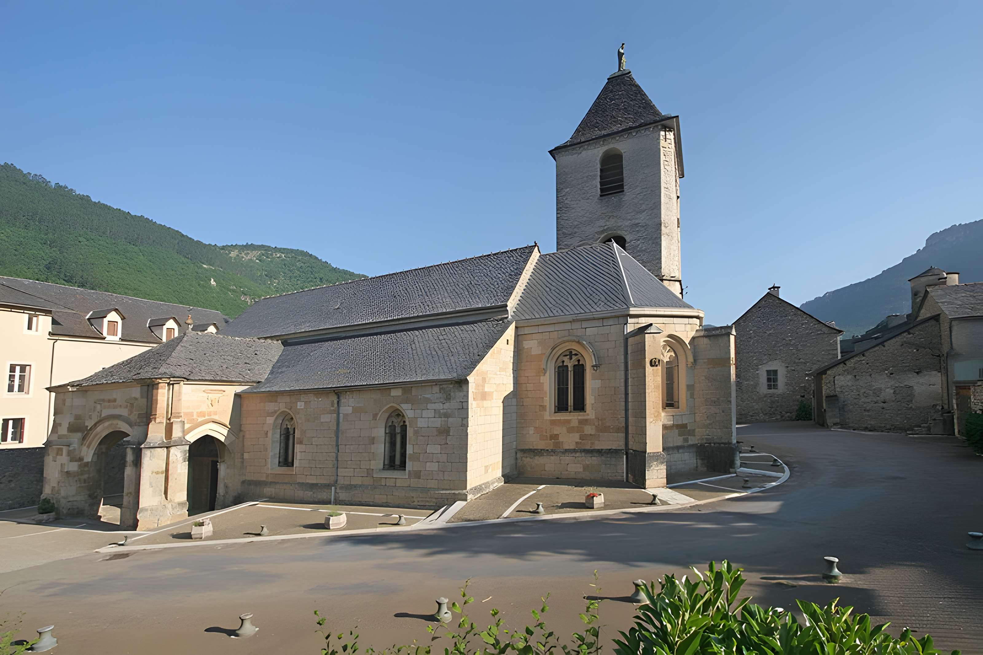 Chapelle Notre-Dame-de-Cénaret de Saint-Chély-du-Tarn