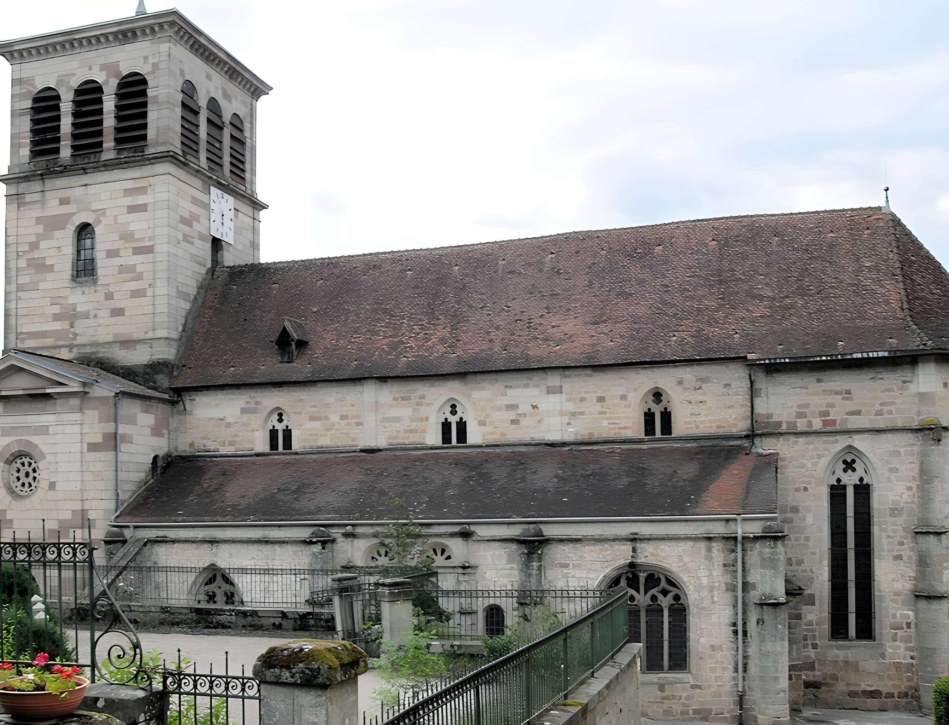 Église Saint-Mansuy de Fontenoy-le-Château
