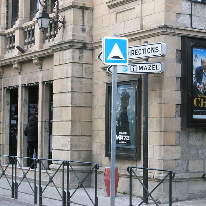Photo de Ancien théâtre, actuellement cinéma le Trianon