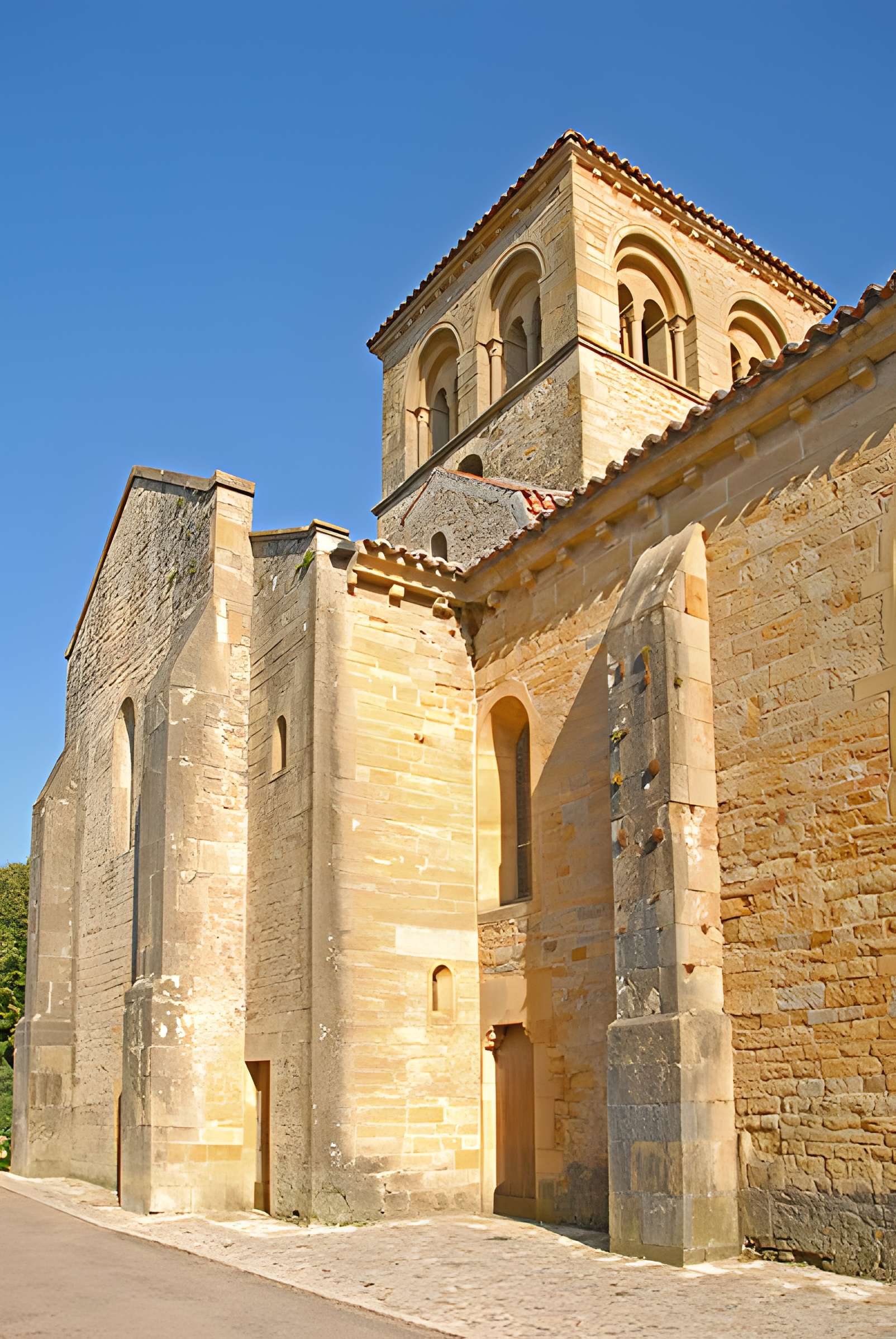 Église Saint-Marcel d'Iguerande