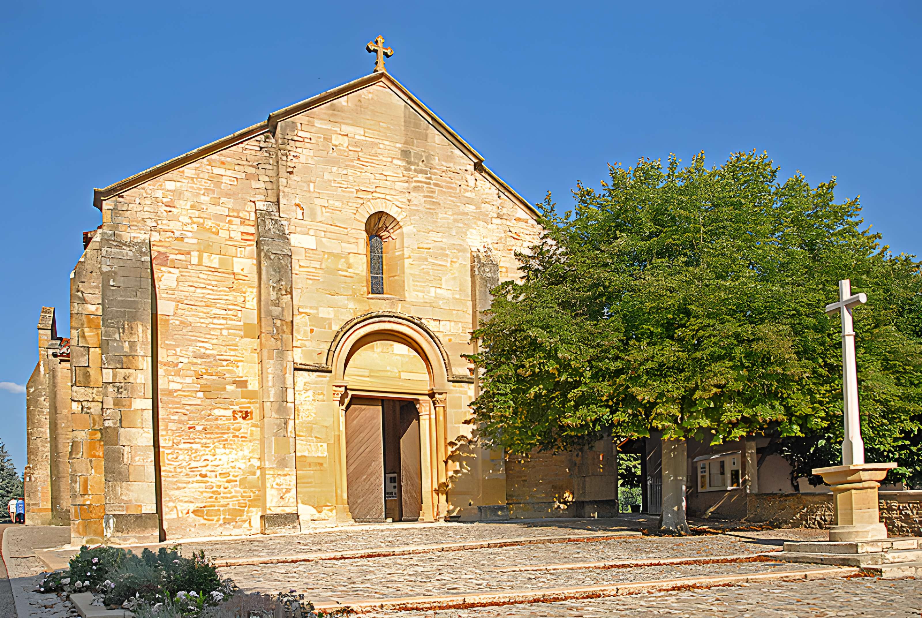 Église Saint-Marcel d'Iguerande