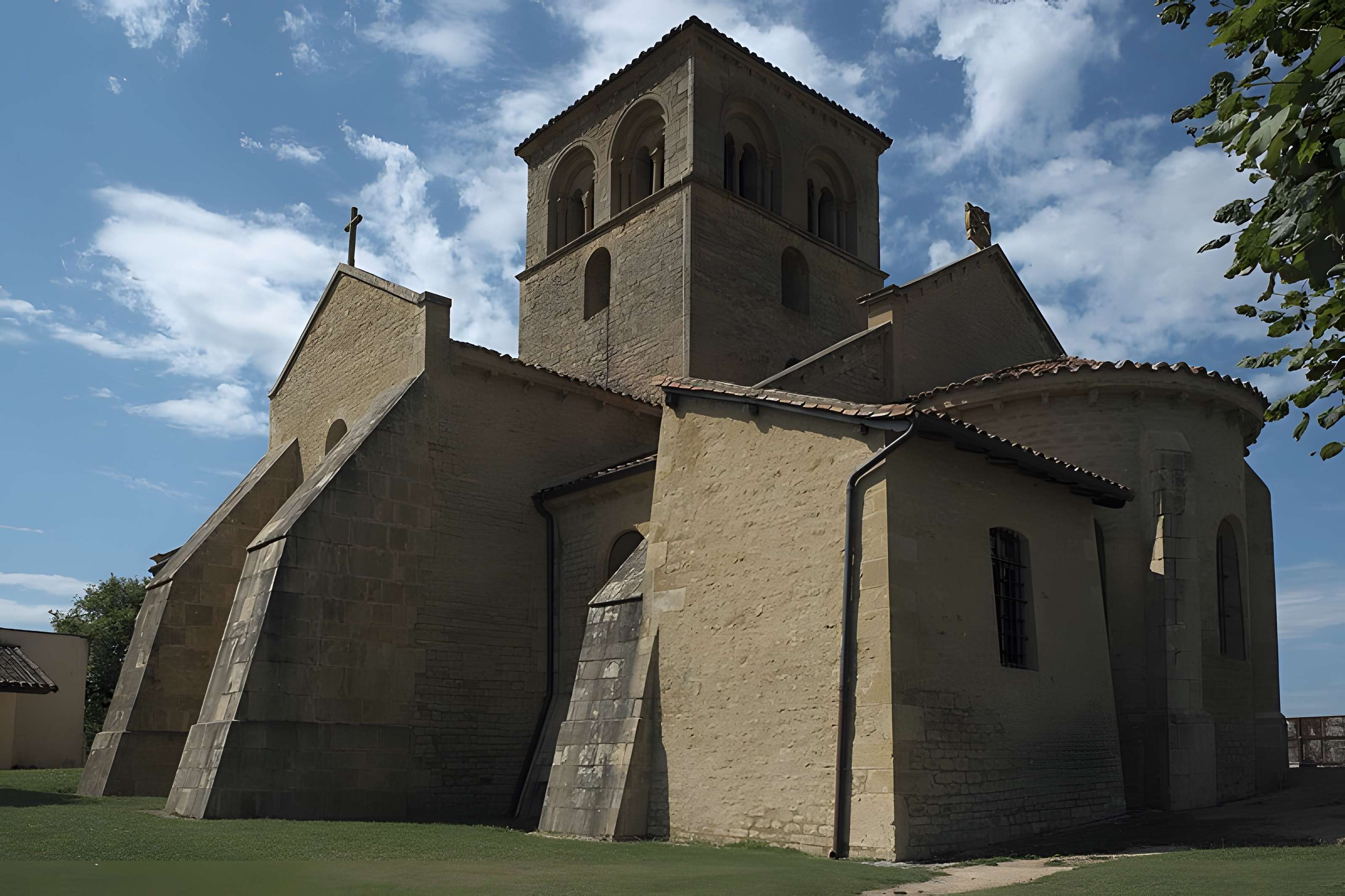 Église Saint-Marcel d'Iguerande