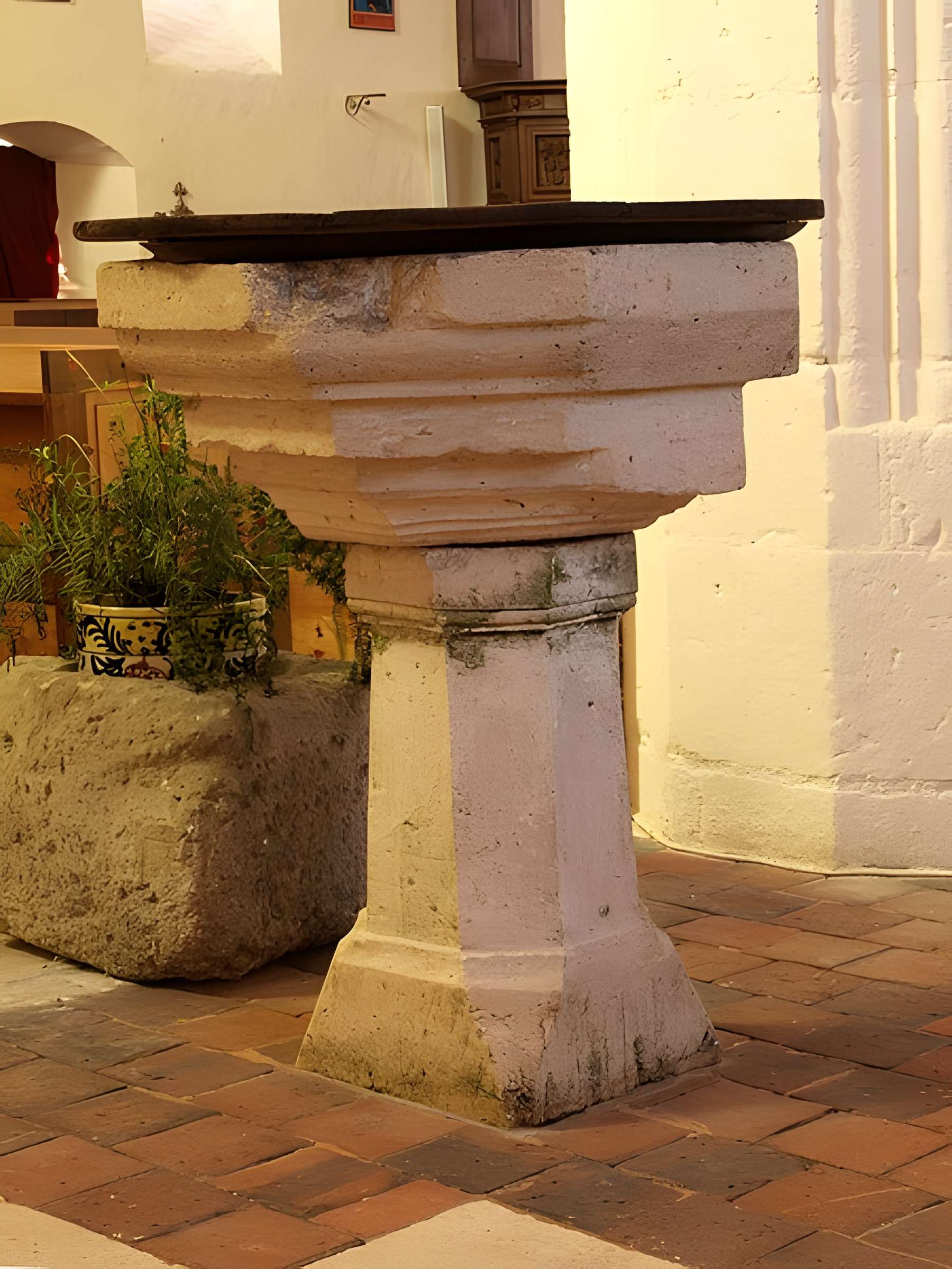 Église Saint-Marien de Mézilles