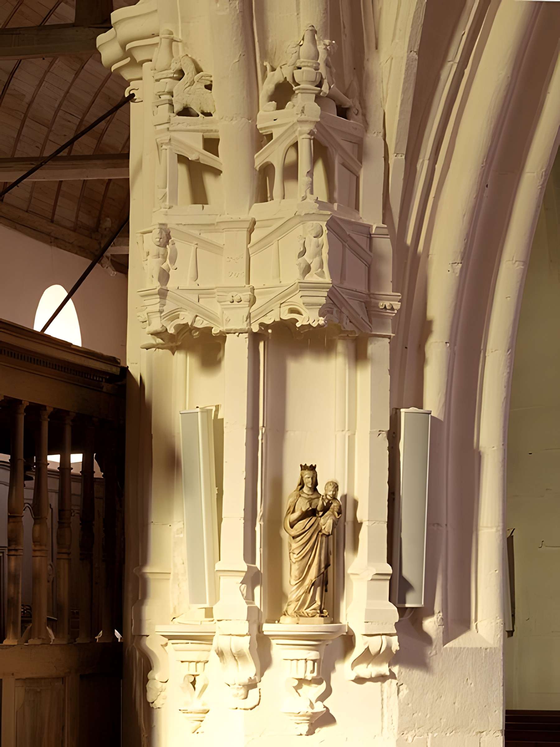 Église Saint-Marien de Mézilles