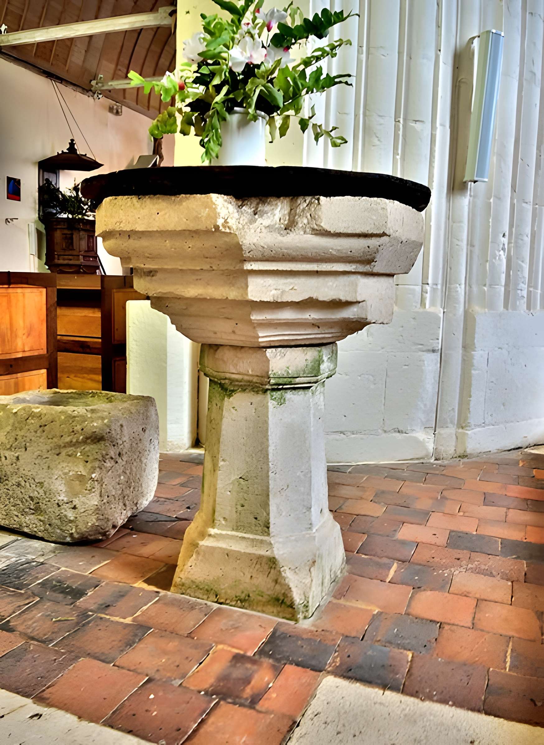 Église Saint-Marien de Mézilles