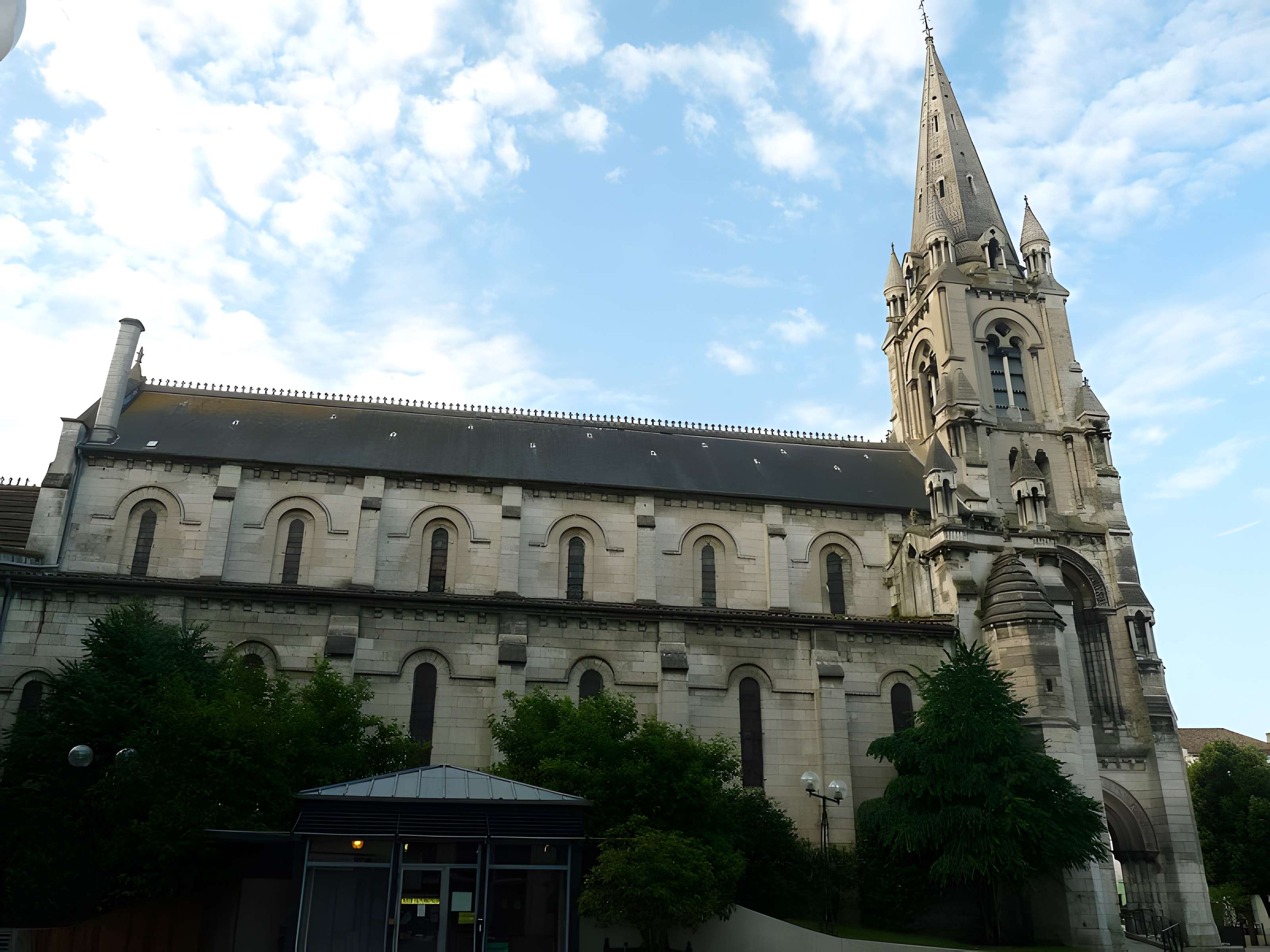 Église Saint-Martial d'Angoulême