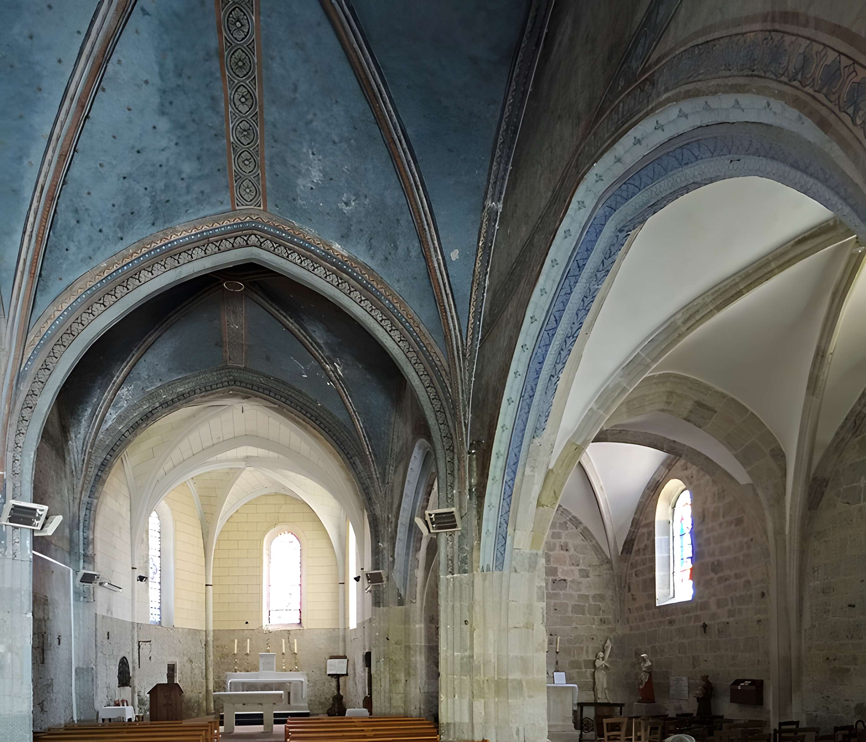 Église Saint-Martial de Bazens