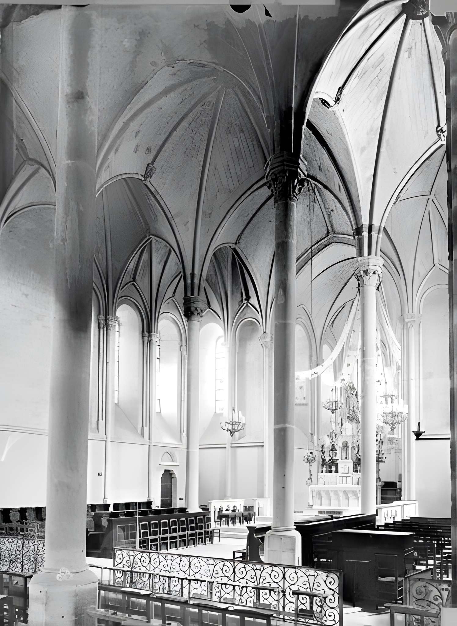 Ancien grand séminaire Saint-Serge, aujourd'hui lycée Joachim-du-Bellay