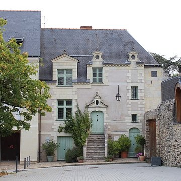 Ancienne maison romane