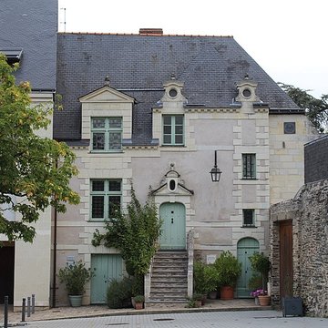 Ancienne maison romane