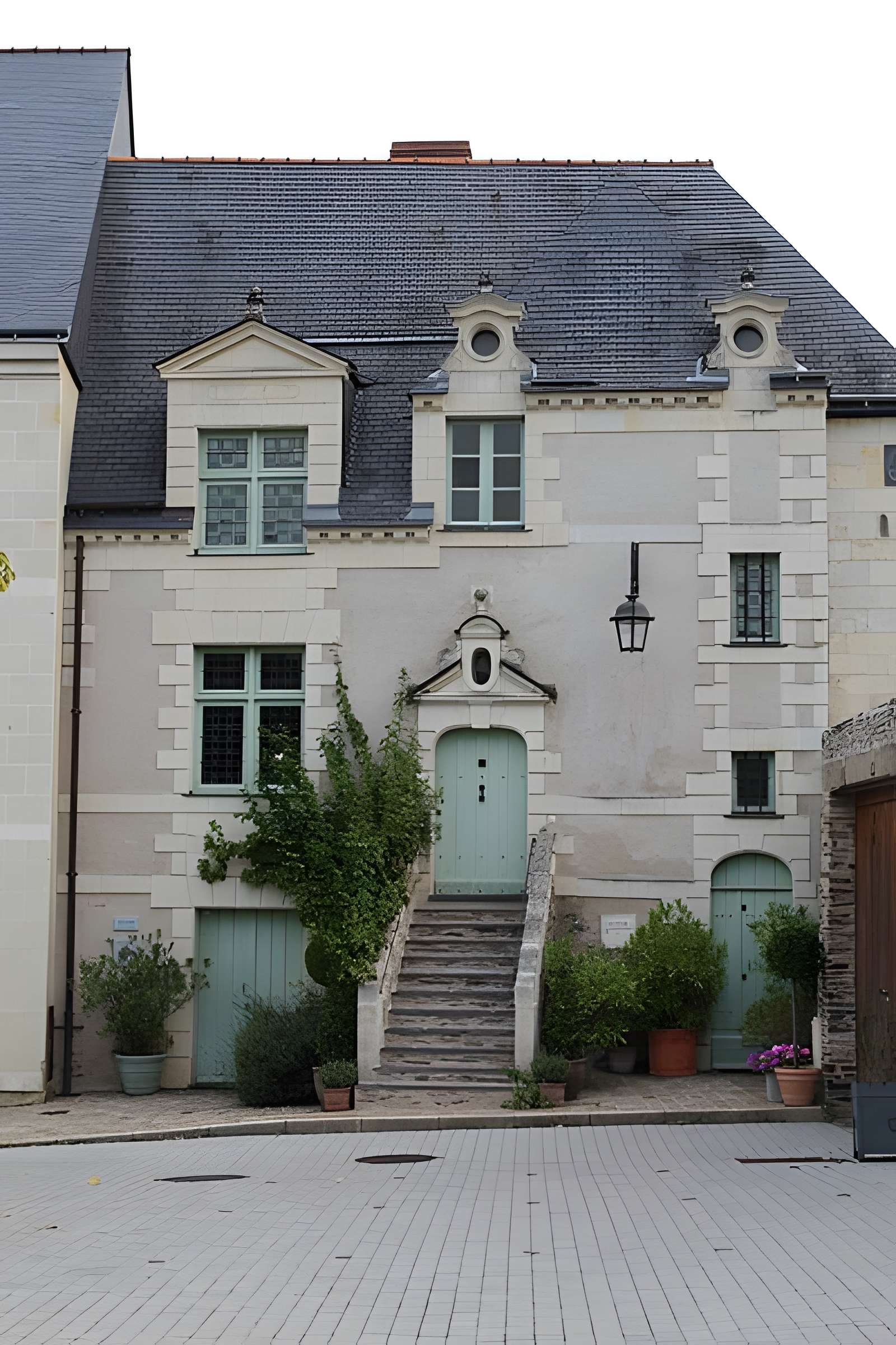 Ancienne maison romane