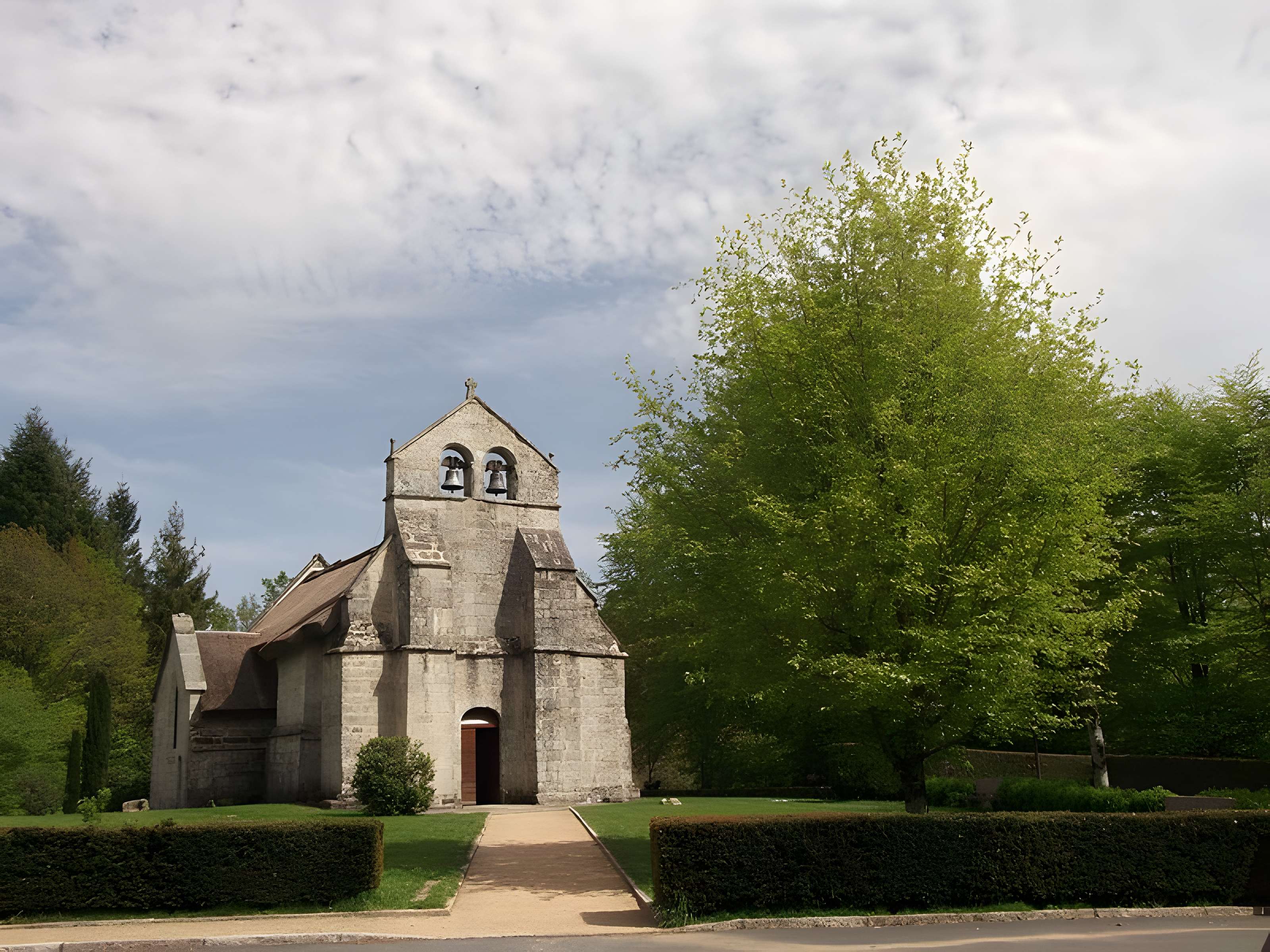 Église Saint-Martial de Lestards